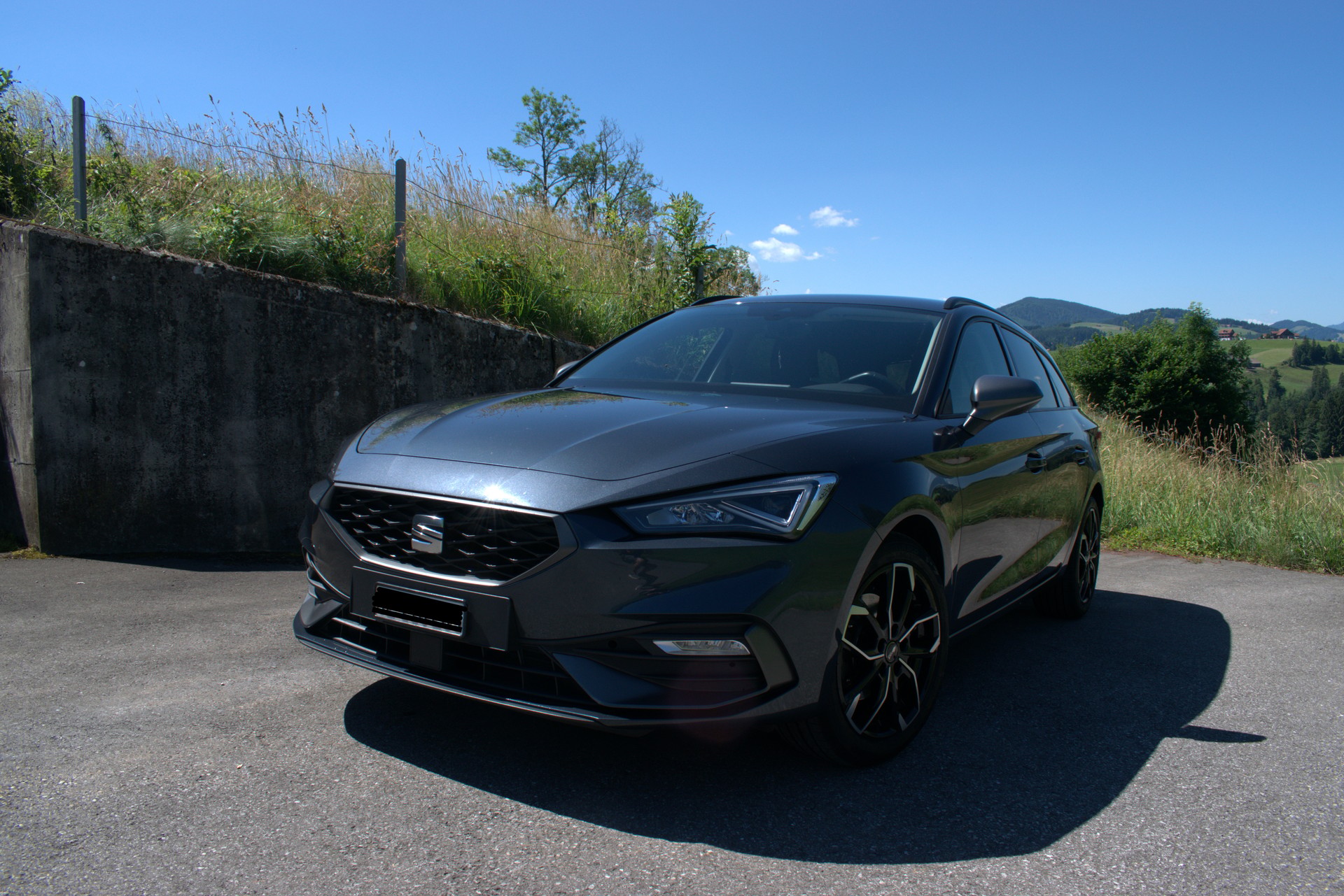 SEAT 1.5 eTSI 150 FR DSG-image-0