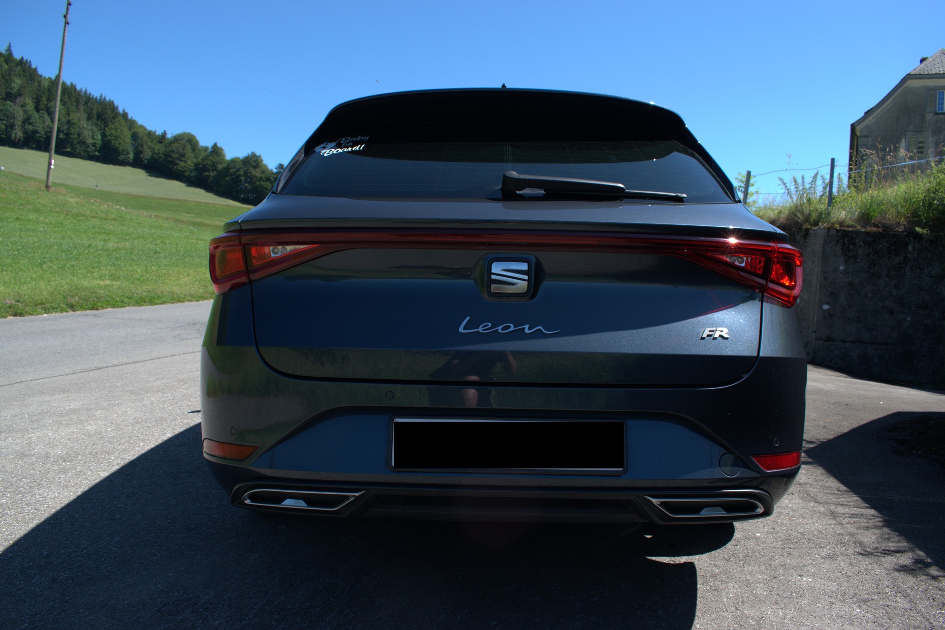 SEAT 1.5 eTSI 150 FR DSG-image-1