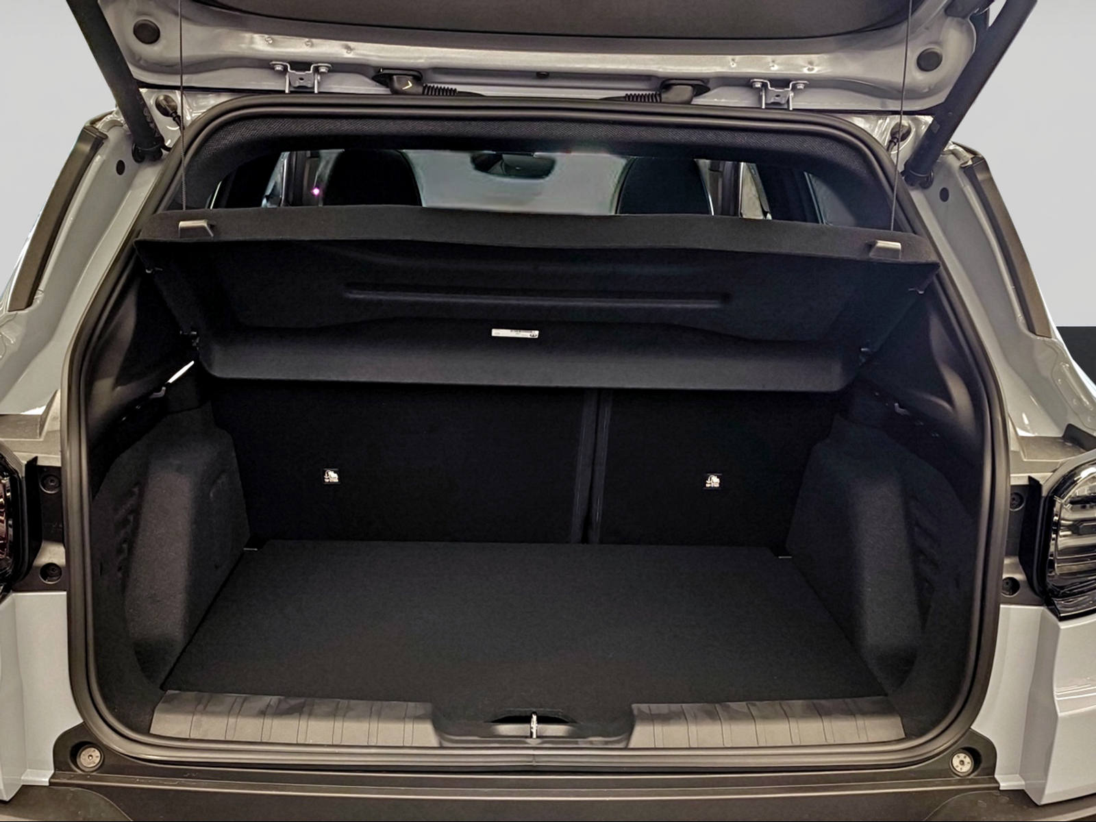 JEEP Avenger 1.2 MHEV Overland Leather Sky 4xe-image-3
