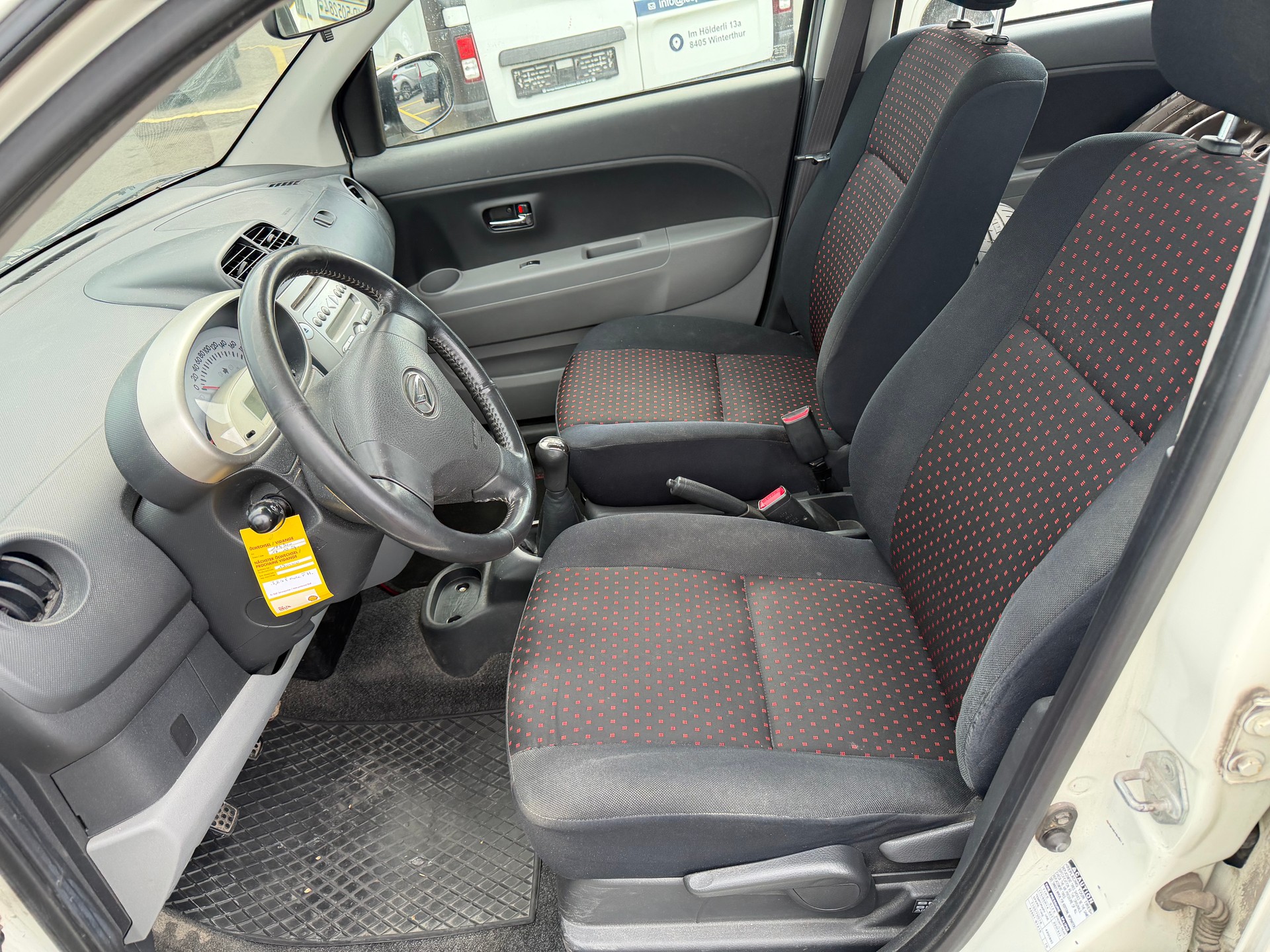 DAIHATSU Sirion 1.3 eco-4WD-image-8