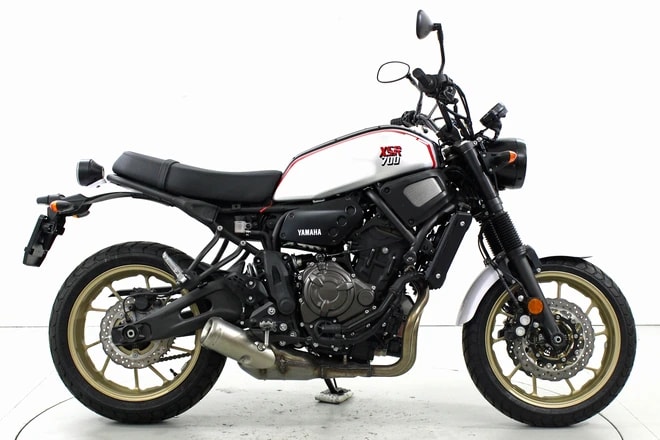 YAMAHA XSR 700-showroom-element-3