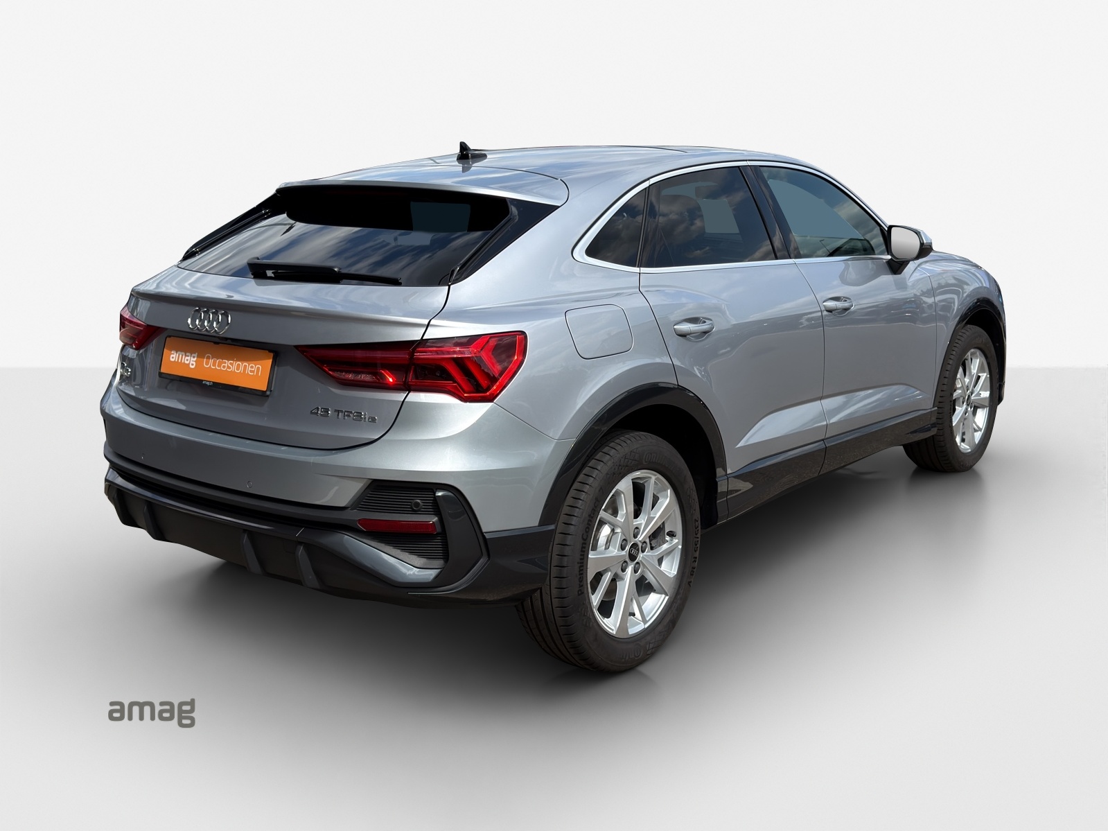 AUDI Q3 Sportback 45 TFSI e S-tronic-image-4
