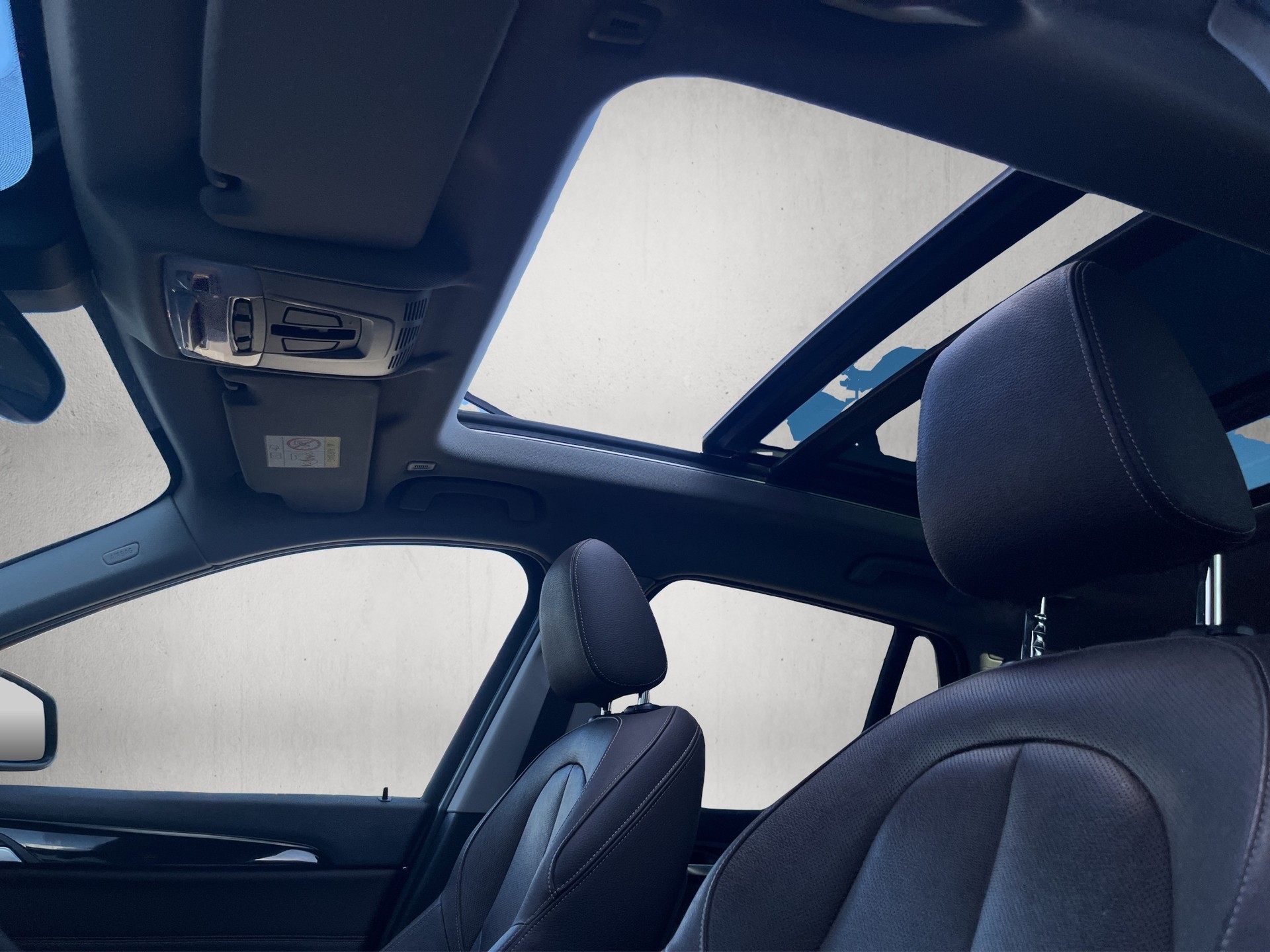 BMW X1 xDrive 18d xLine Steptronic-image-15