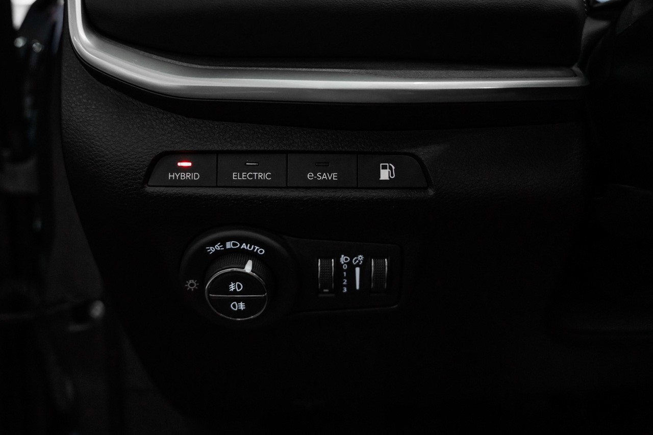 JEEP Compass 1.3 T PHEV Swiss Limited AWD-image-26