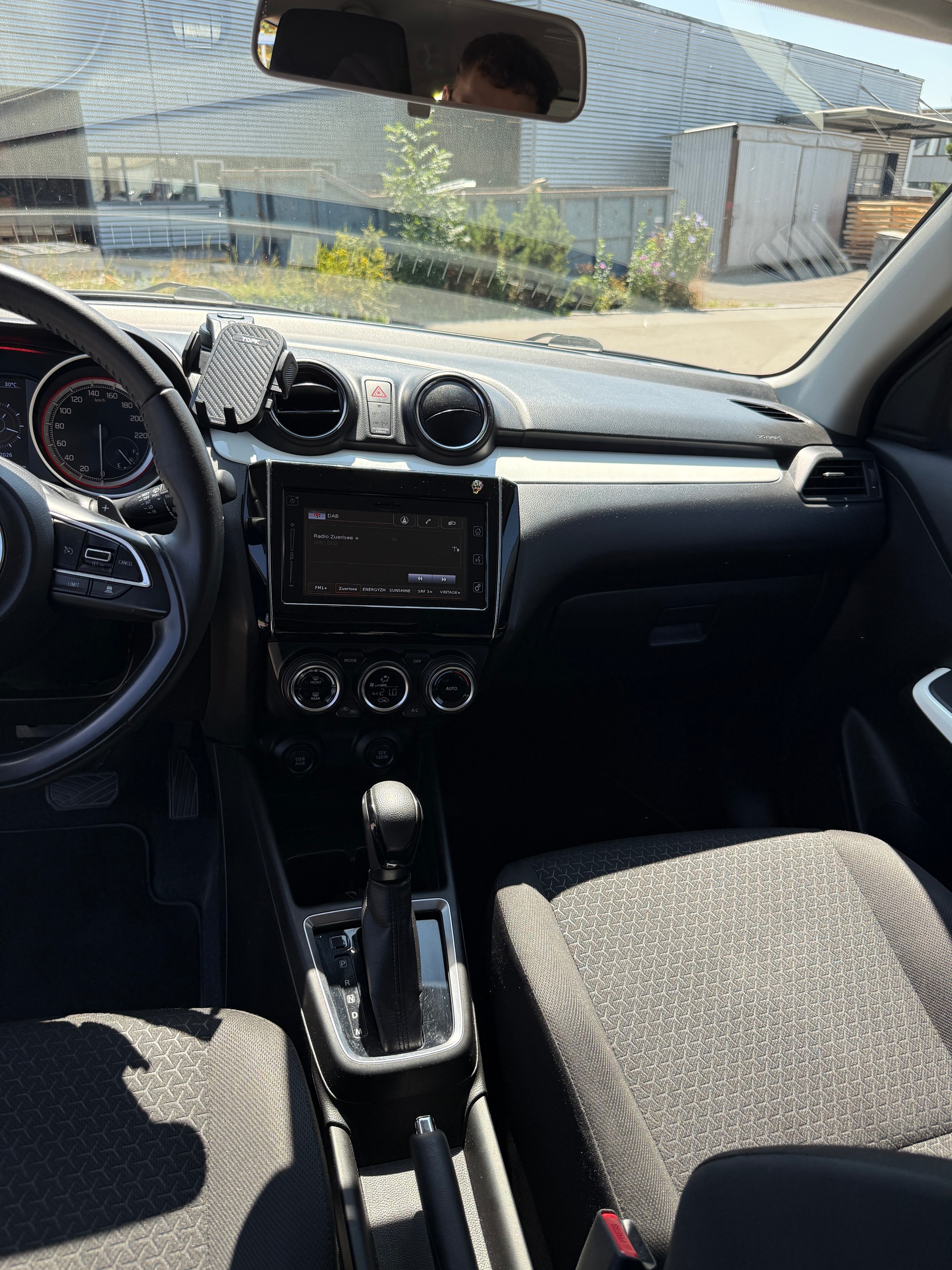 SUZUKI Swift 1.0 12V Tradizio Top Automatic-image-9