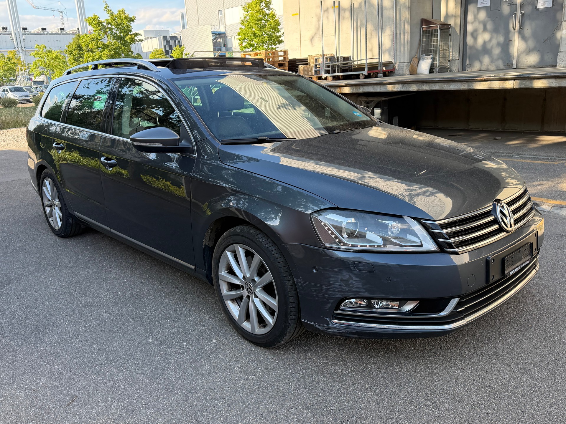 VW Passat Variant 1.4 TSI BMT Highline DSG-image-2