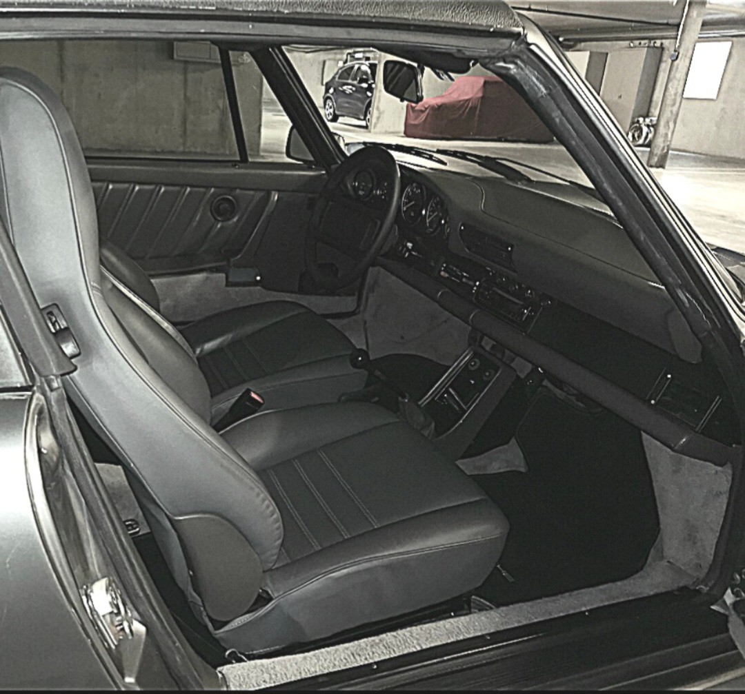 PORSCHE 3.2 Carrera-image-4