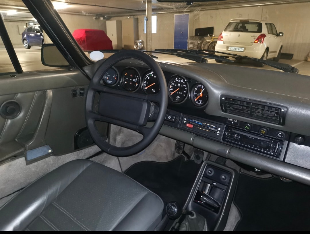 PORSCHE 3.2 Carrera-image-3
