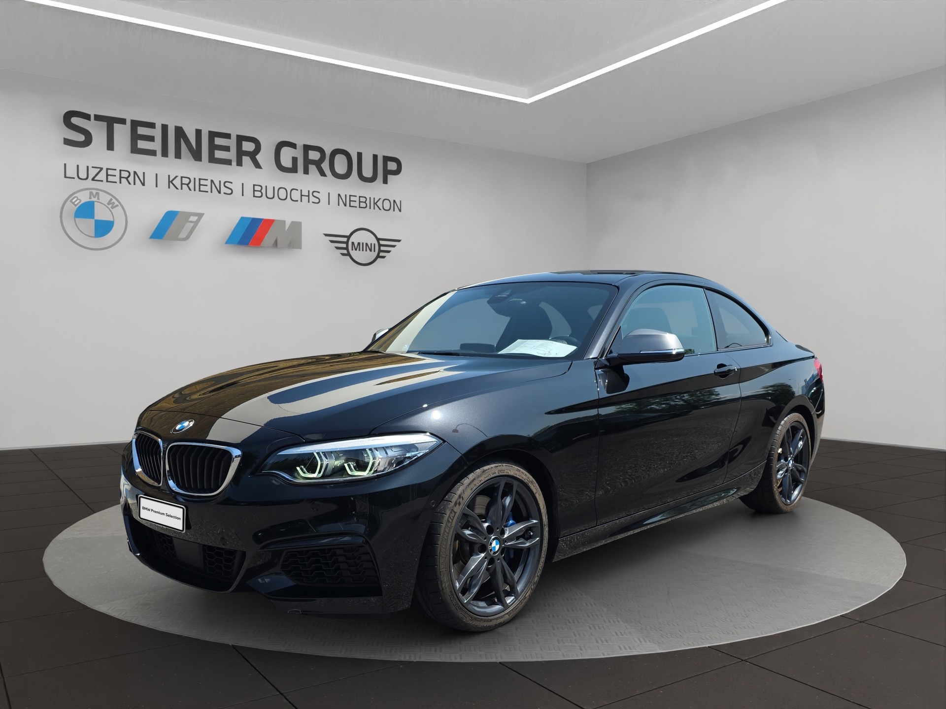 BMW M240i xDrive Steptronic-image-0