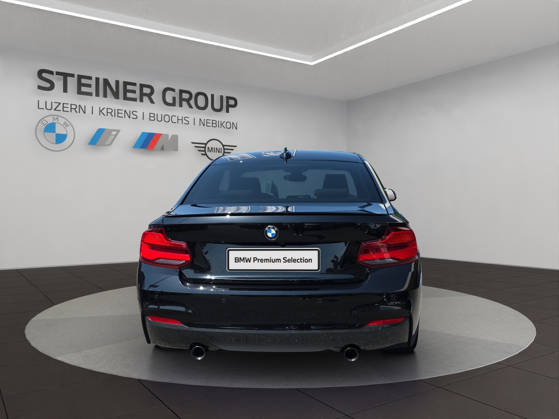 BMW M240i xDrive Steptronic-image-5