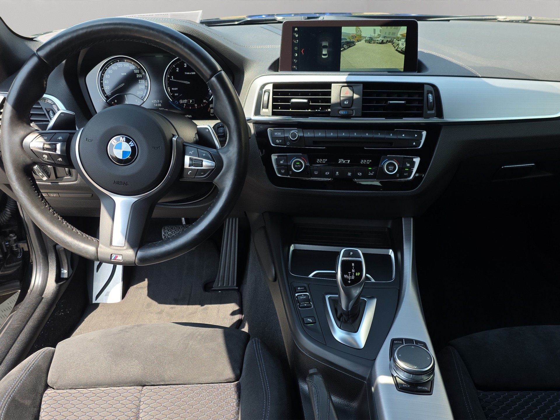 BMW M240i xDrive Steptronic-image-12