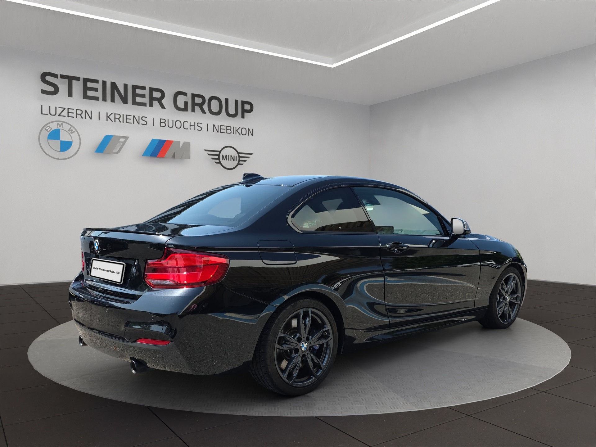 BMW M240i xDrive Steptronic-image-4