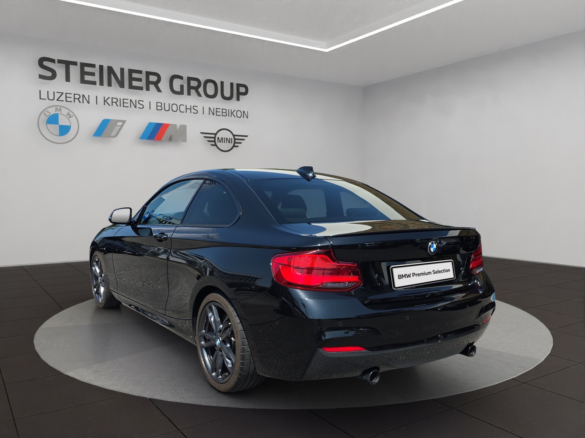 BMW M240i xDrive Steptronic-image-6
