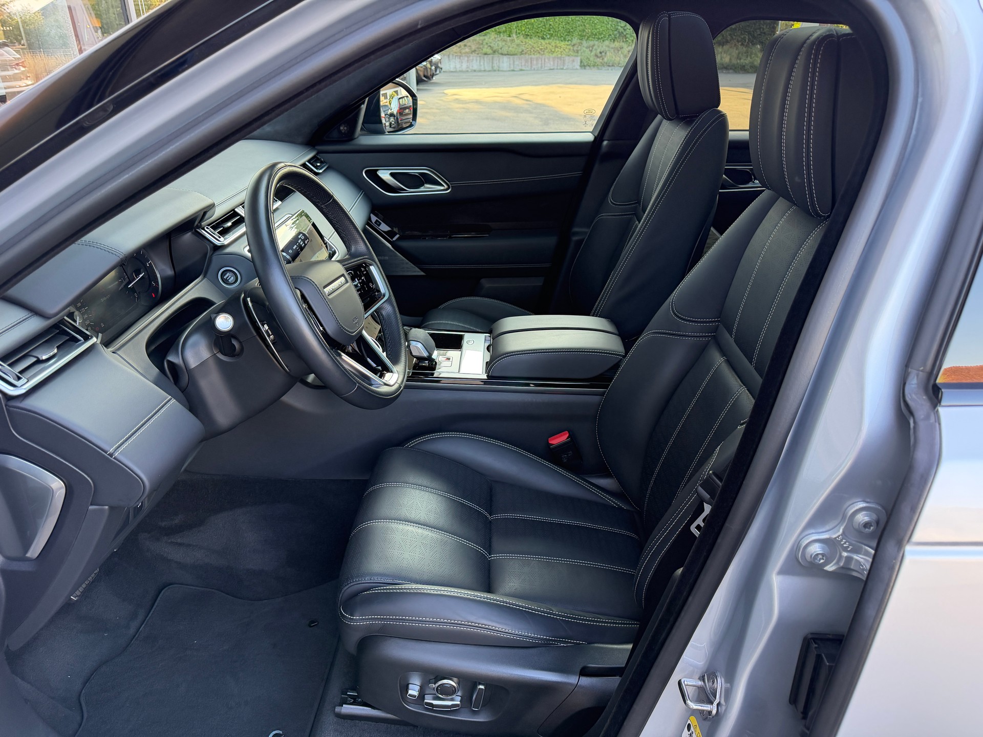 LAND ROVER Range Rover Velar R-Dynamic D 300 I6 MHEV HSE Automatic-image-9