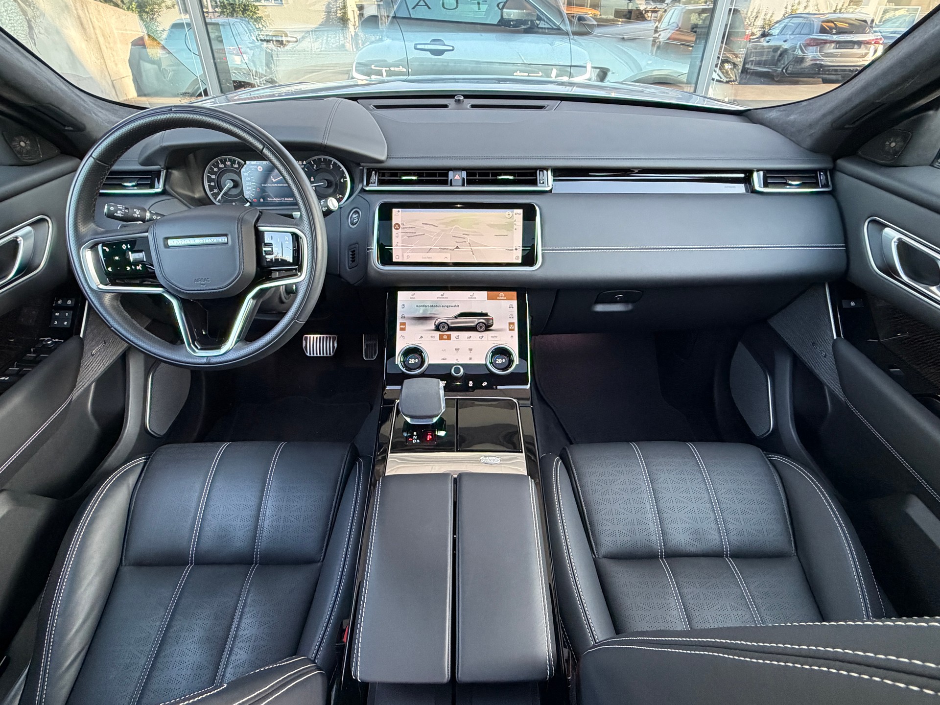 LAND ROVER Range Rover Velar R-Dynamic D 300 I6 MHEV HSE Automatic-image-18