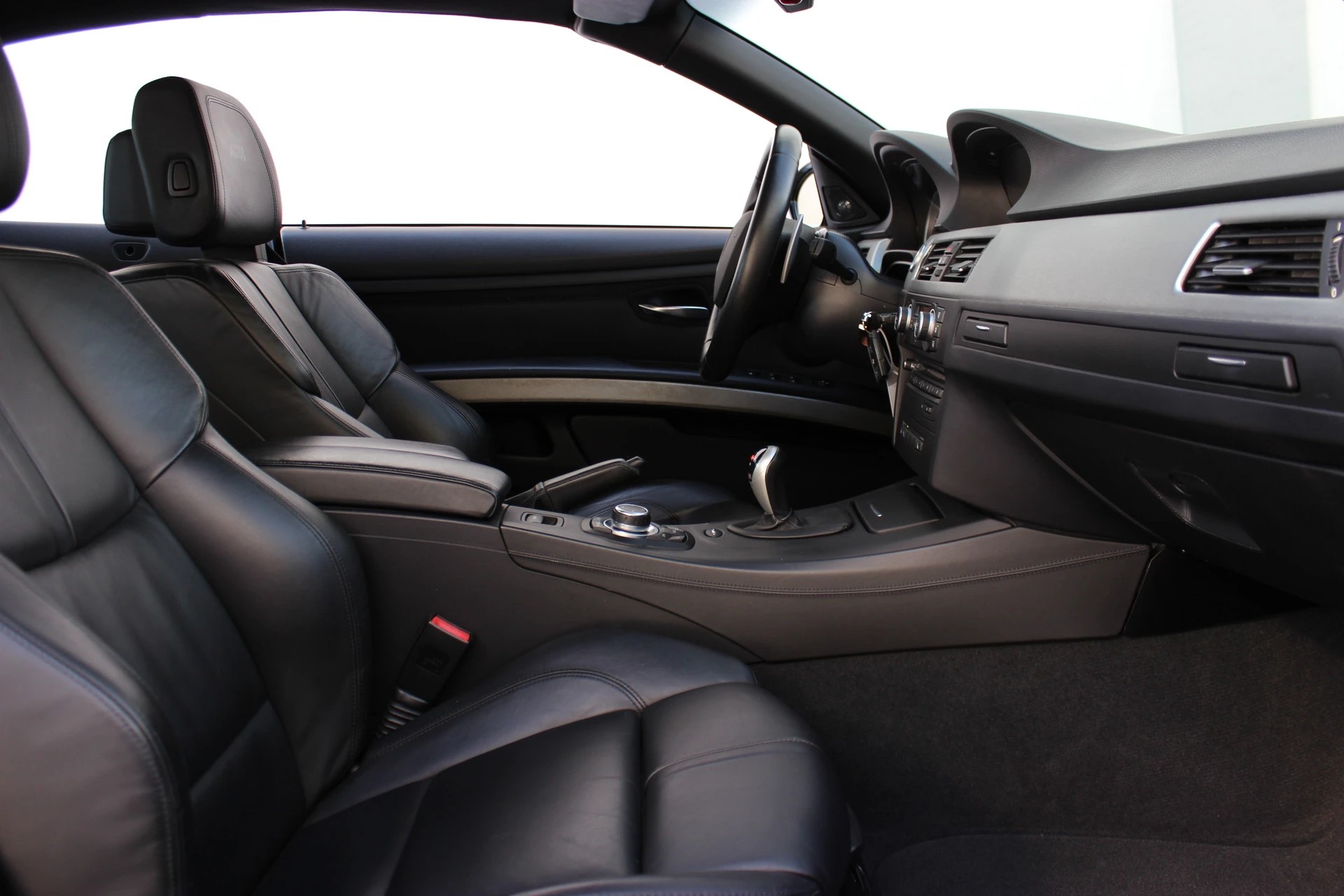 BMW M3-image-1