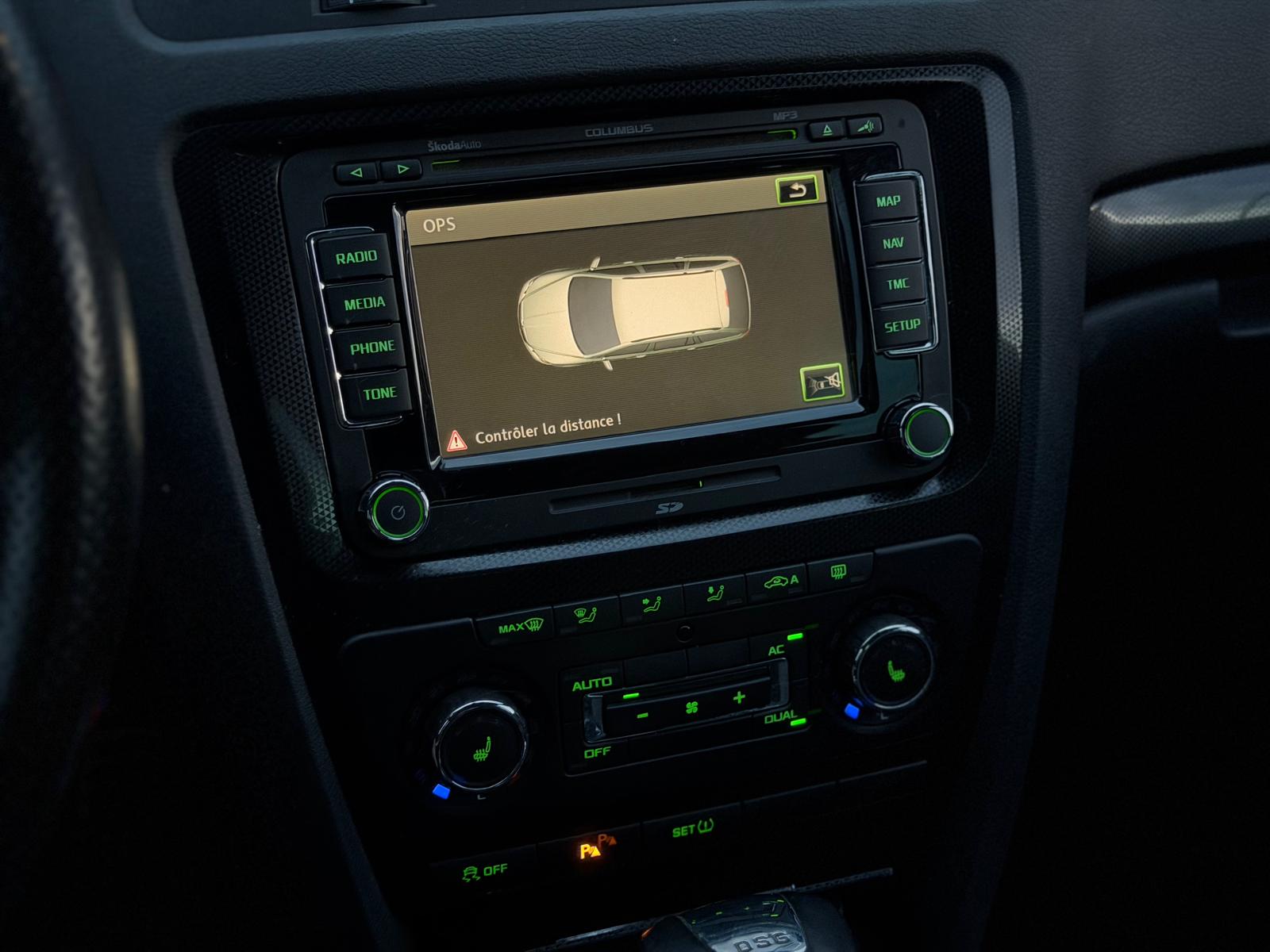 SKODA Octavia Combi 2.0 TSI RS DSG-image-5
