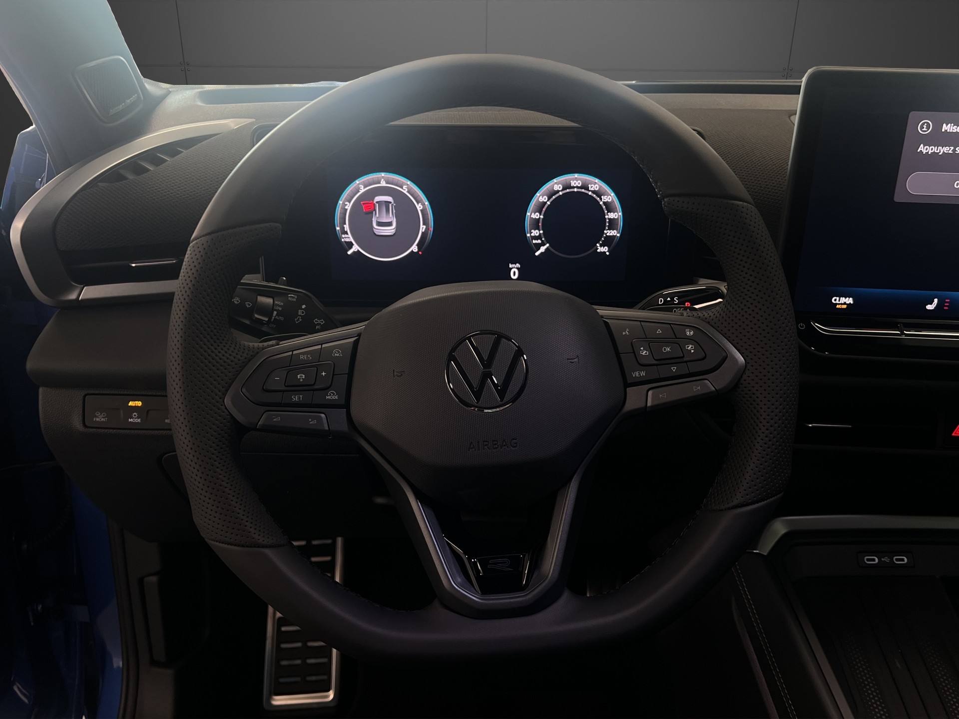 VW T-Roc 1.5 eTSI mHEV R-Line DSG-image-6