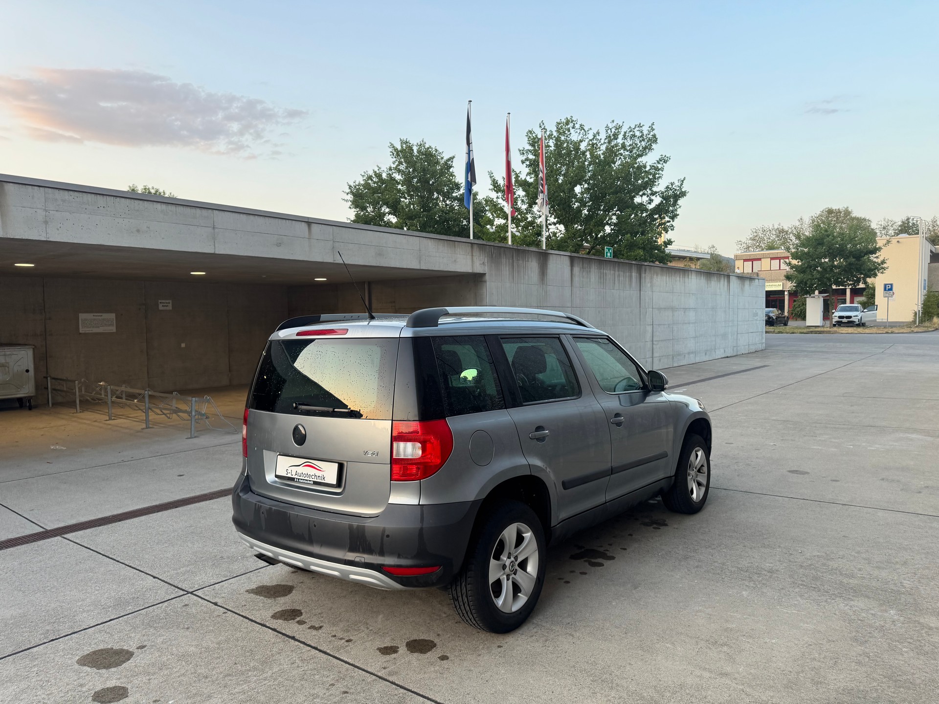 SKODA Yeti 1.4 TSI Ambition-image-6