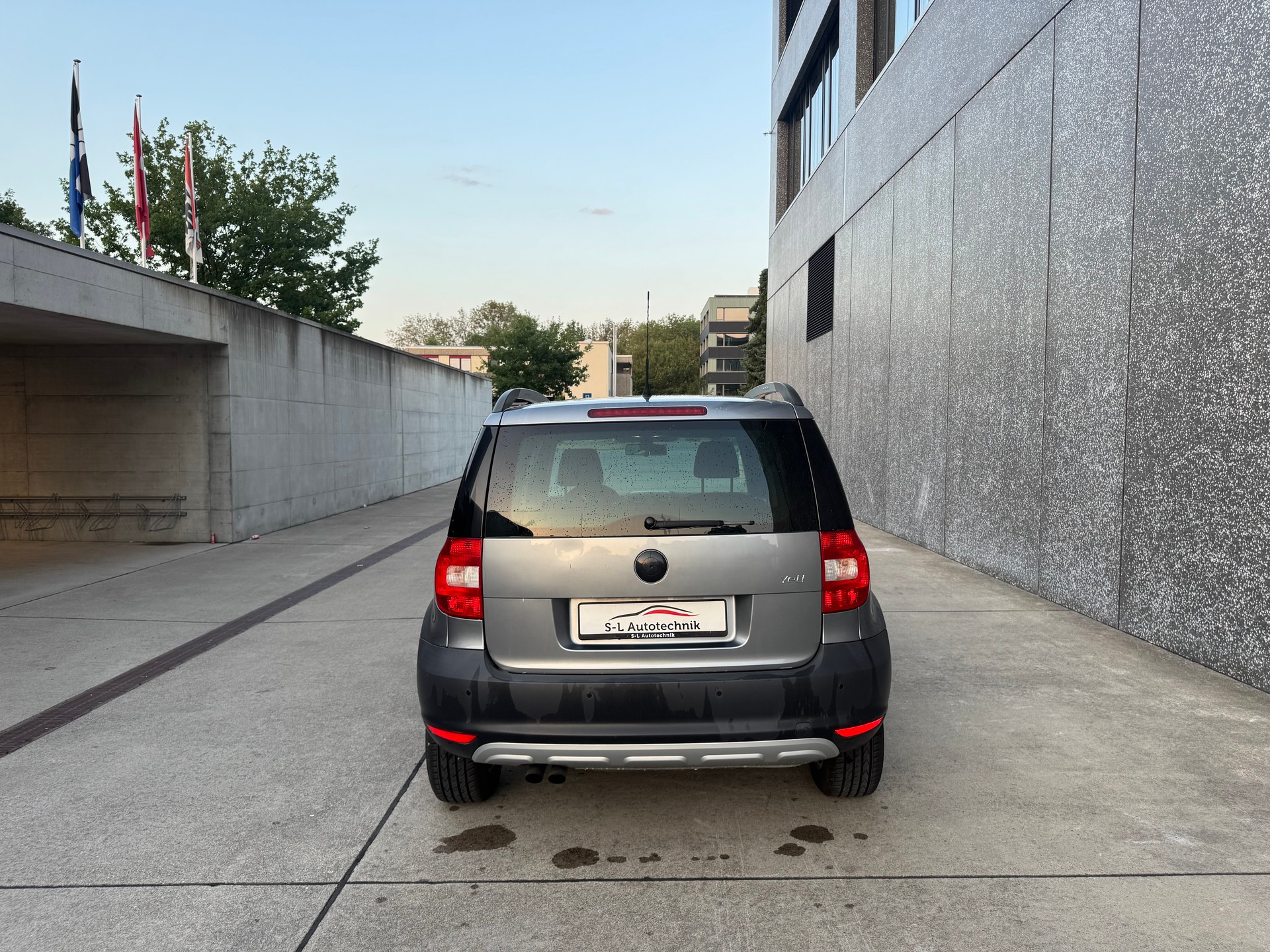 SKODA Yeti 1.4 TSI Ambition-image-5