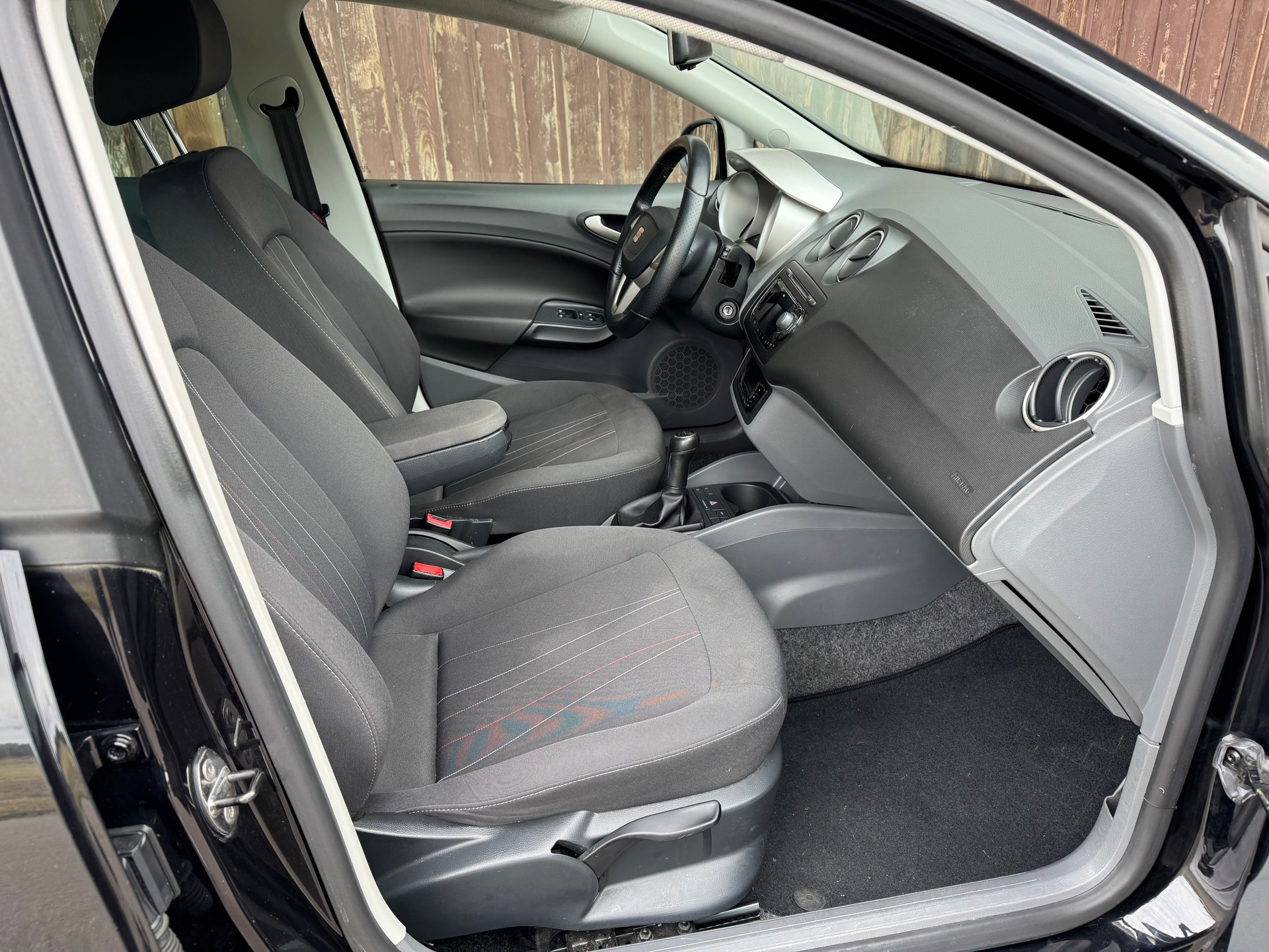 SEAT Ibiza ST 1.2 TSI Style-image-13