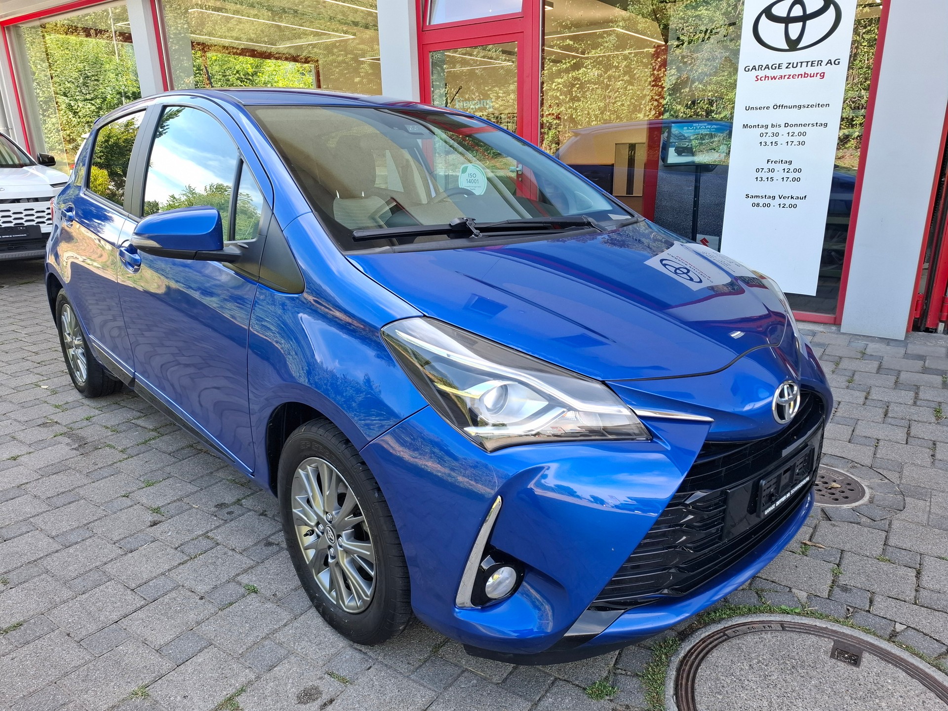 TOYOTA Yaris 1.5 Trend-image-0