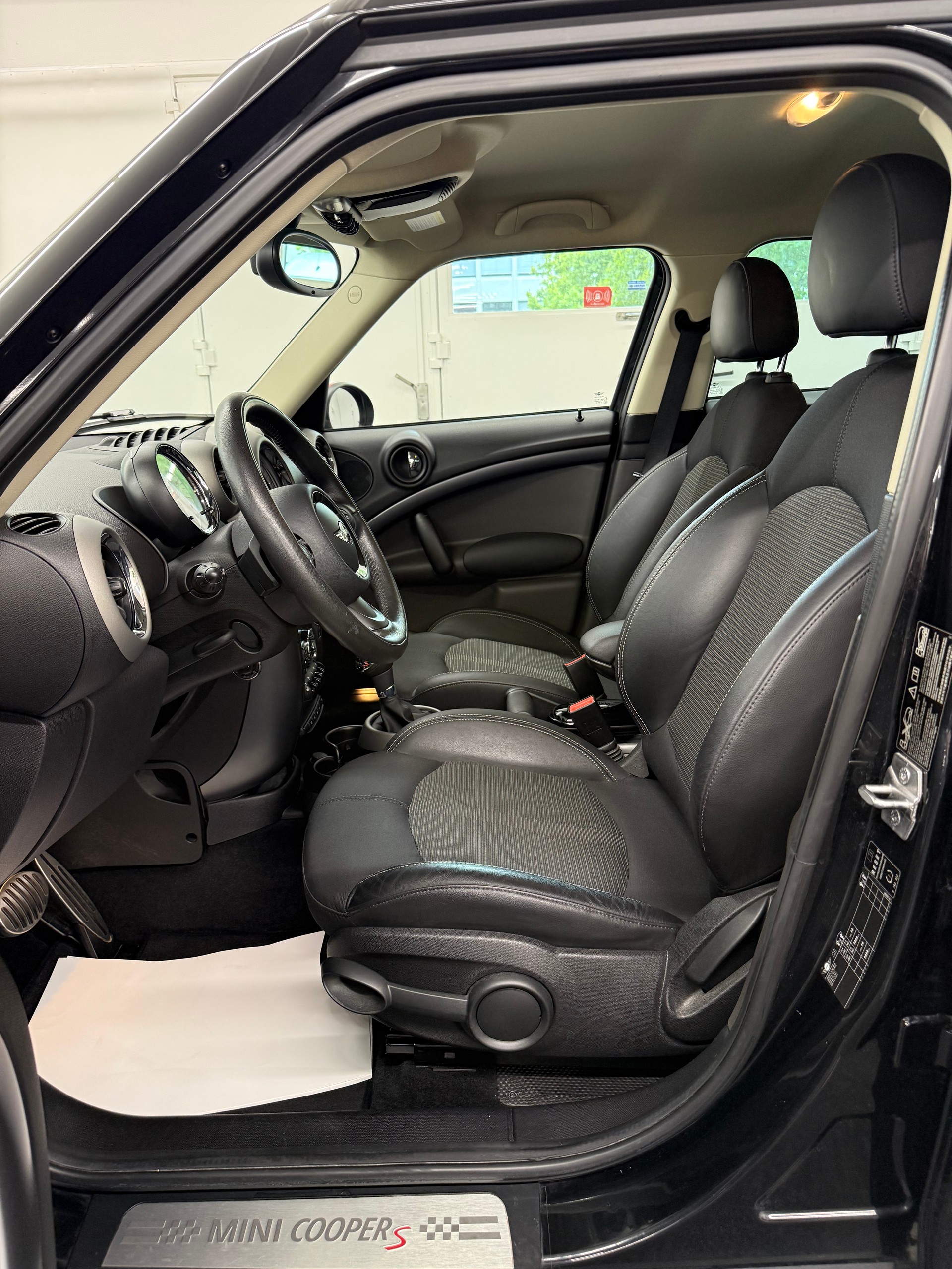 MINI Countryman Cooper SD ALL4 Steptronic-image-15