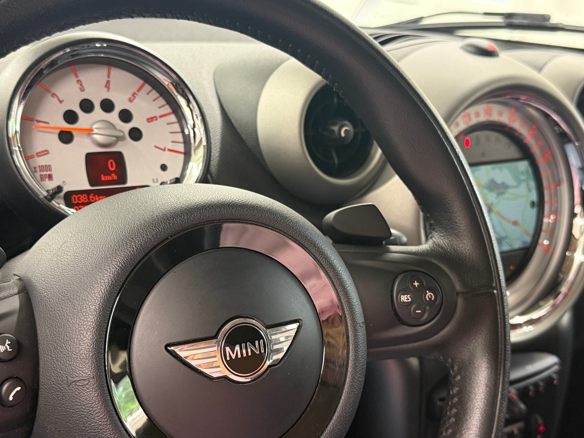 MINI Countryman Cooper SD ALL4 Steptronic-image-13