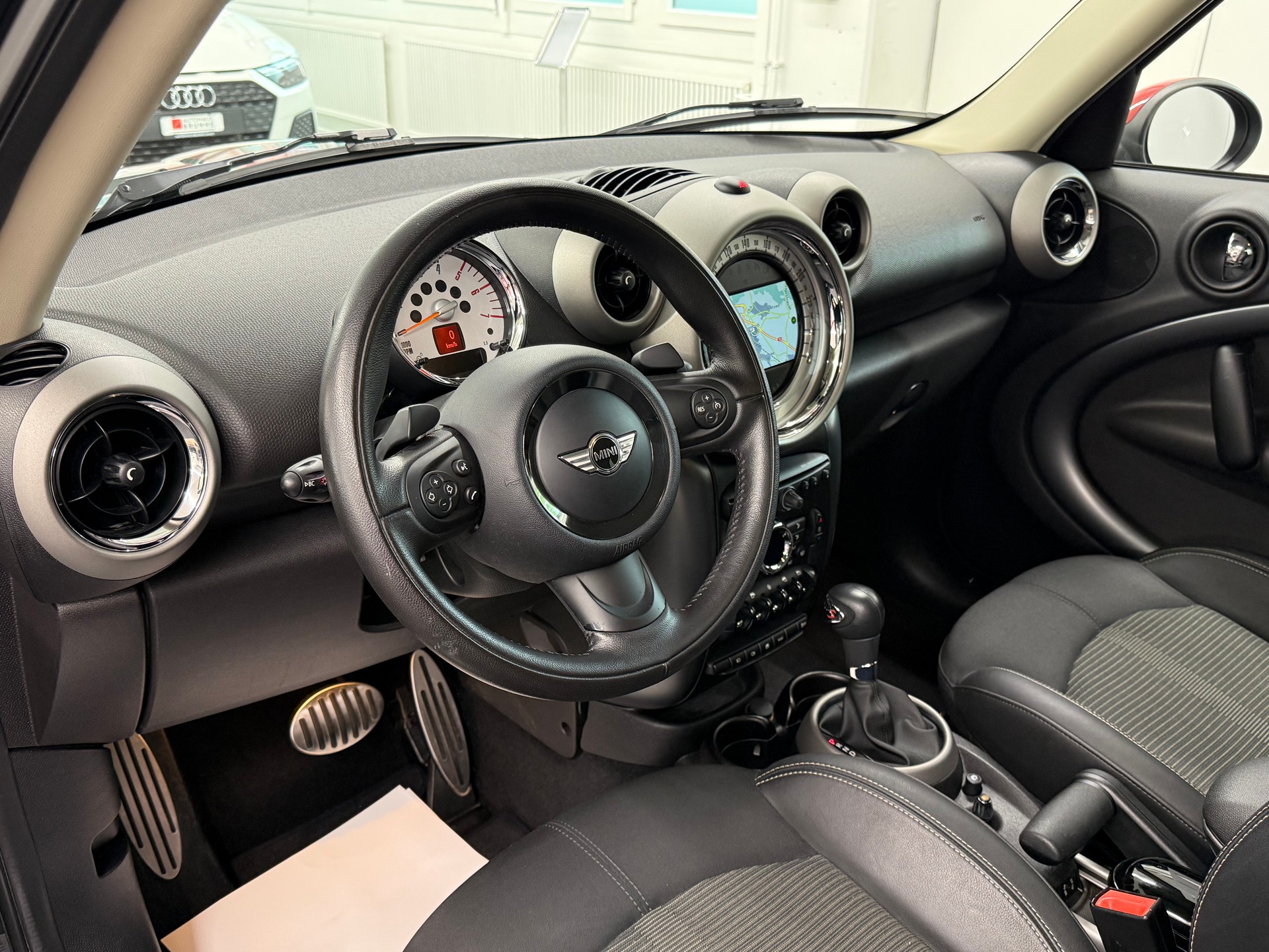 MINI Countryman Cooper SD ALL4 Steptronic-image-10