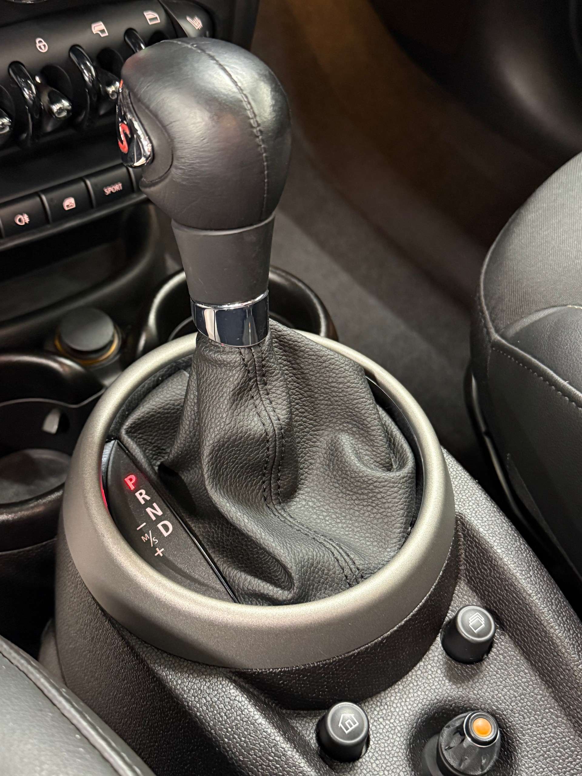 MINI Countryman Cooper SD ALL4 Steptronic-image-24