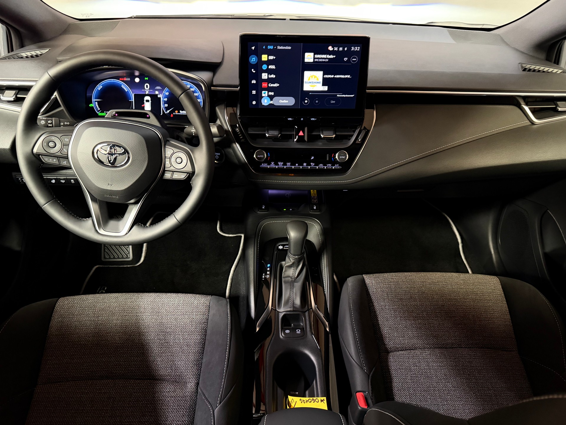 TOYOTA Corolla Touring Sports 1.8 HSD Trend e-CVT-image-7