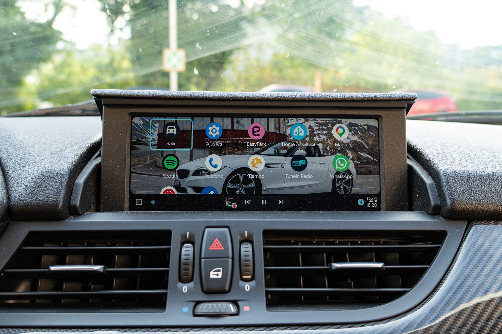 BMW Z4 28i sDrive-image-6