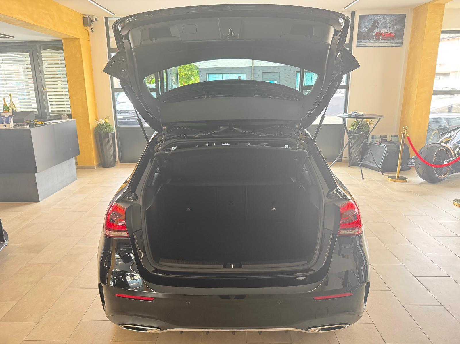 MERCEDES-BENZ A 180 AMG Line 7G-DCT-image-4