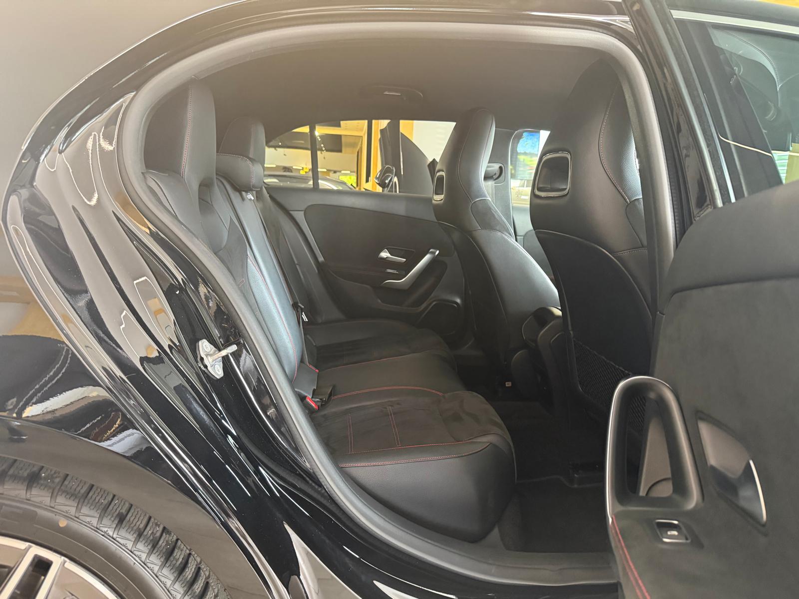 MERCEDES-BENZ A 180 AMG Line 7G-DCT-image-17