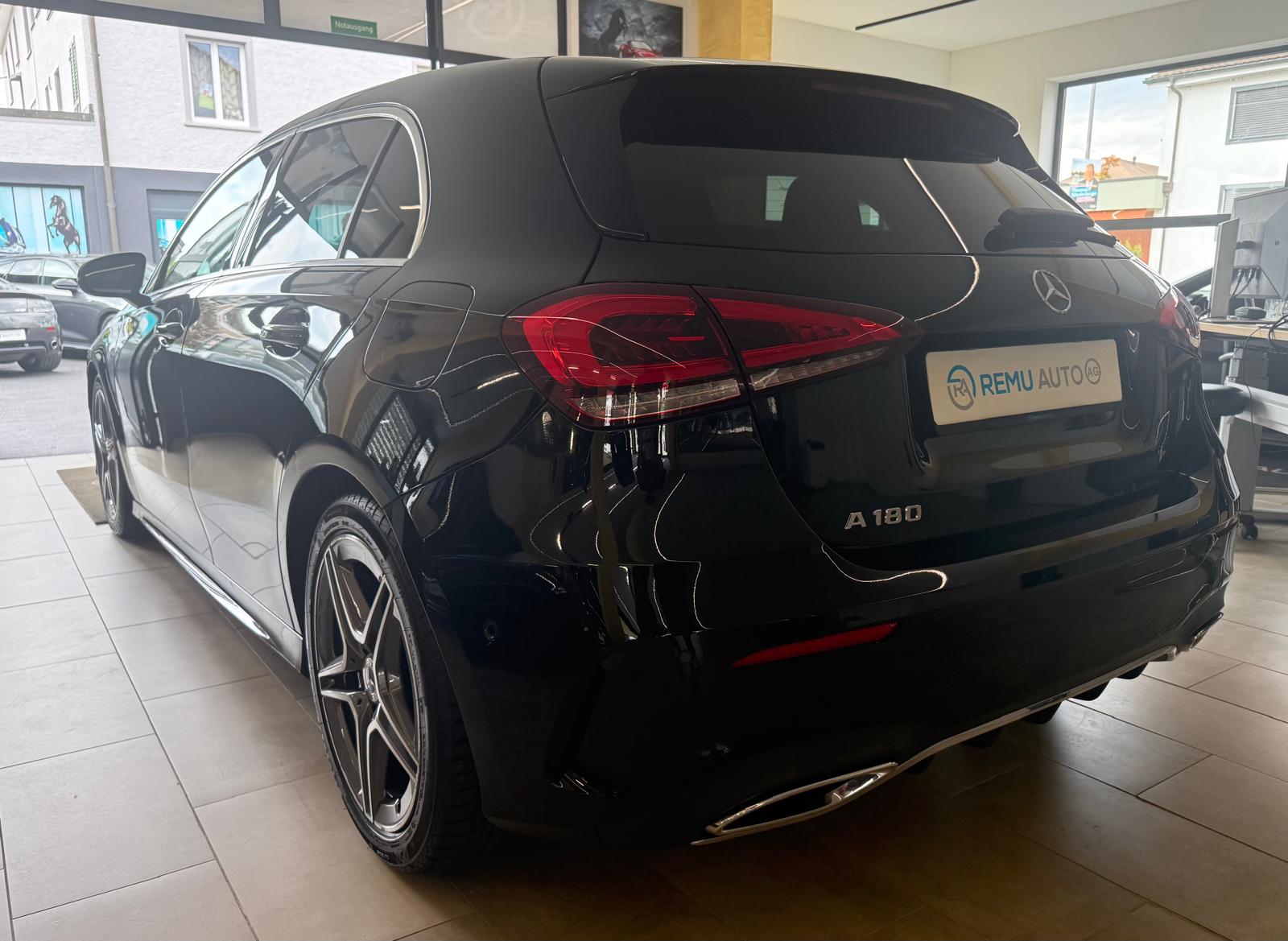 MERCEDES-BENZ A 180 AMG Line 7G-DCT-image-6