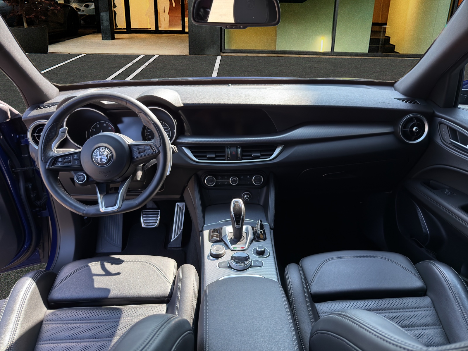 ALFA ROMEO Stelvio 2.0 Q4 Sprint / CH Auslieferung-image-11