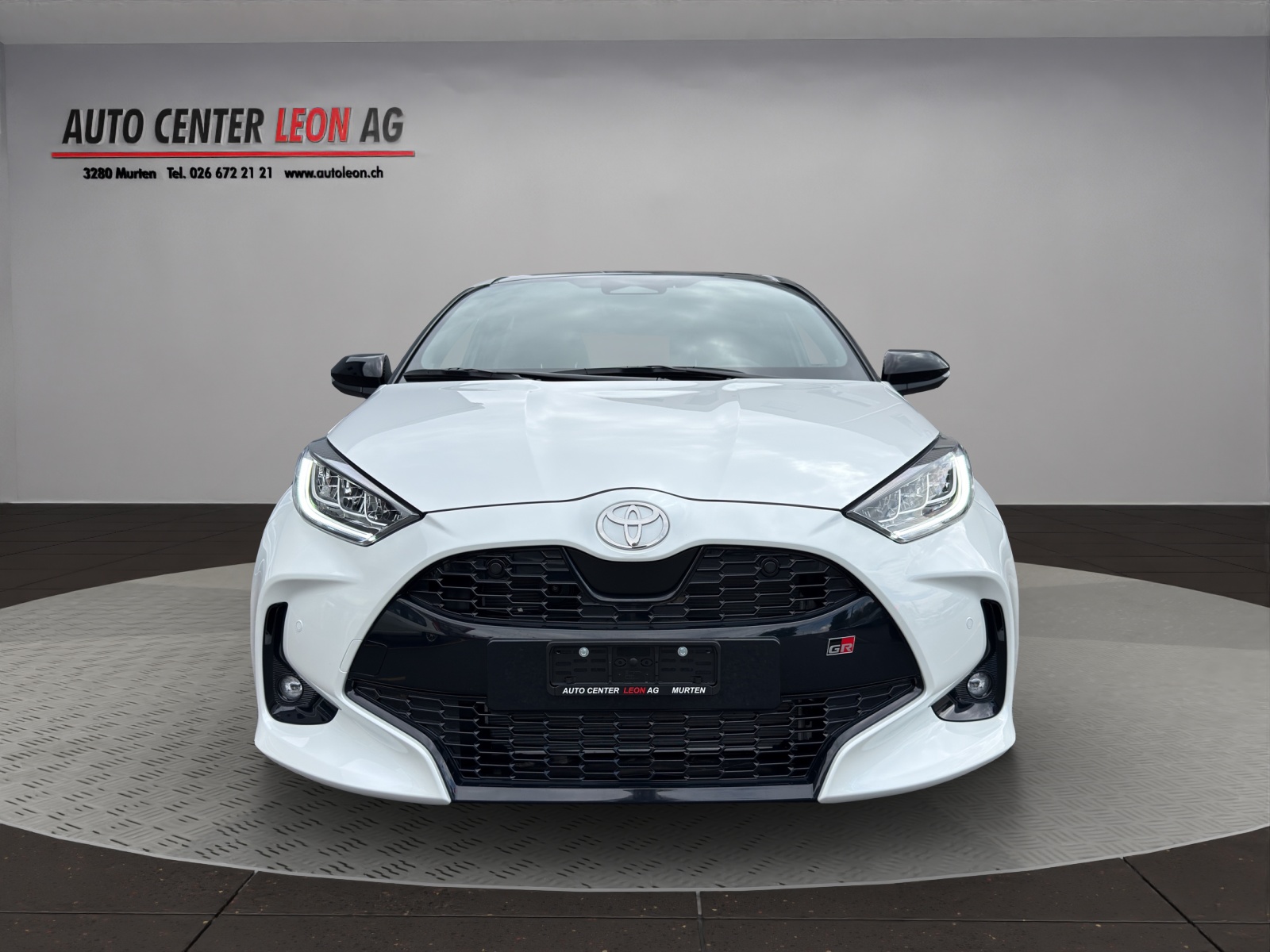 TOYOTA Yaris 1.5 GR Sport e-CVT (4 STÜCK)-image-0