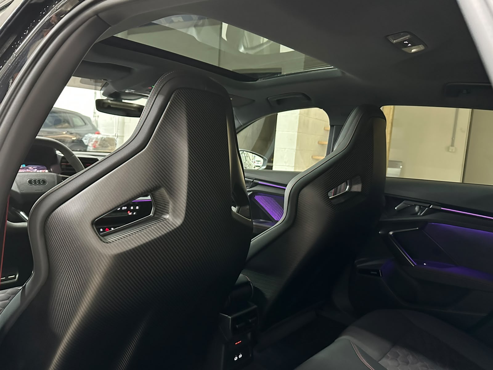 AUDI RS3 Sportback 2.5 TSI quattro S-tronic-image-10