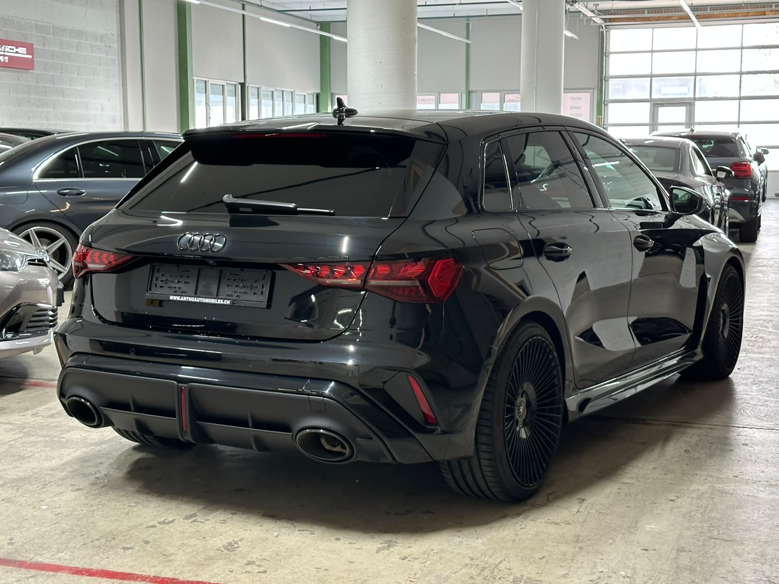 AUDI RS3 Sportback 2.5 TSI quattro S-tronic-image-3