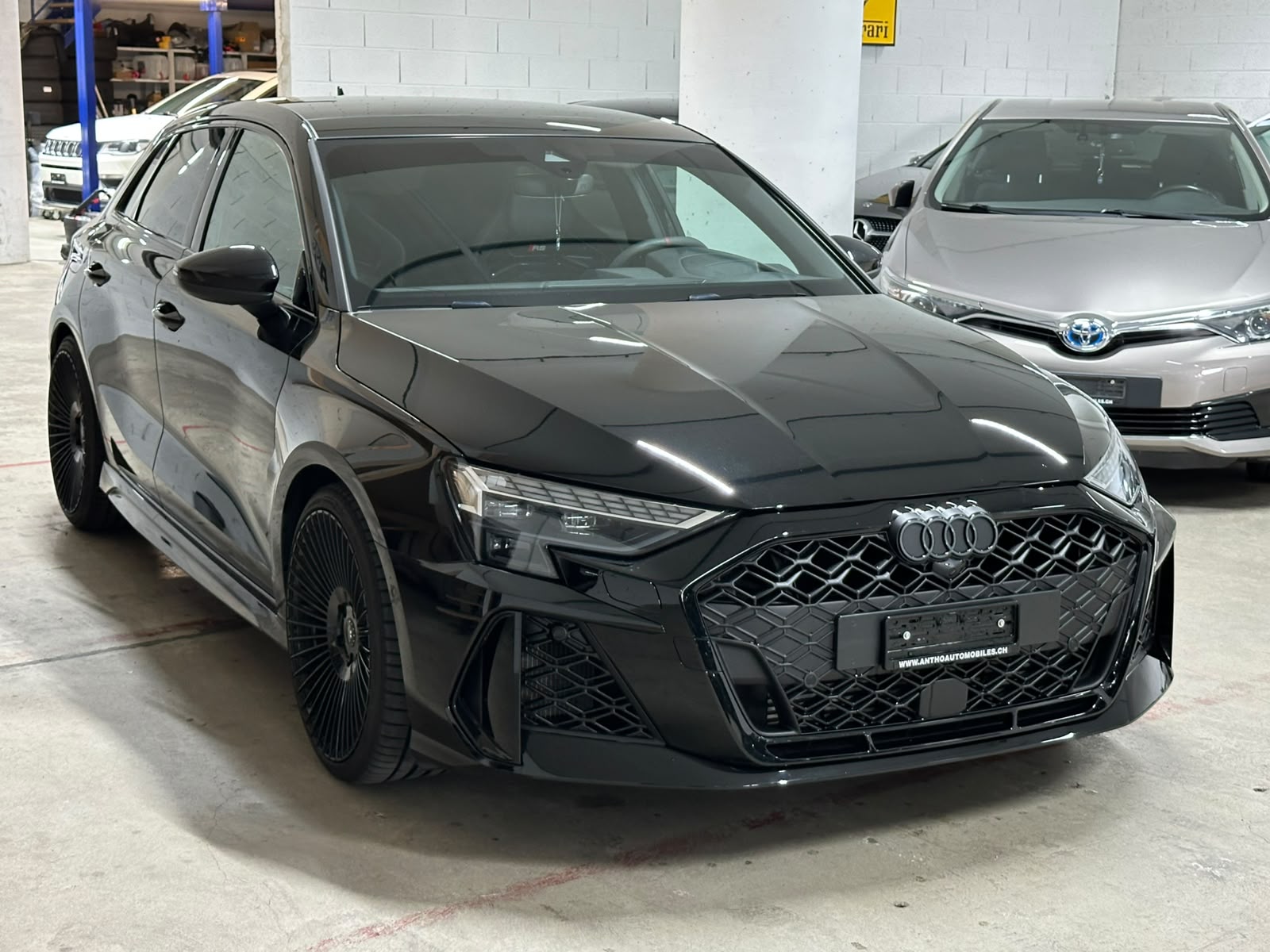 AUDI RS3 Sportback 2.5 TSI quattro S-tronic-image-1
