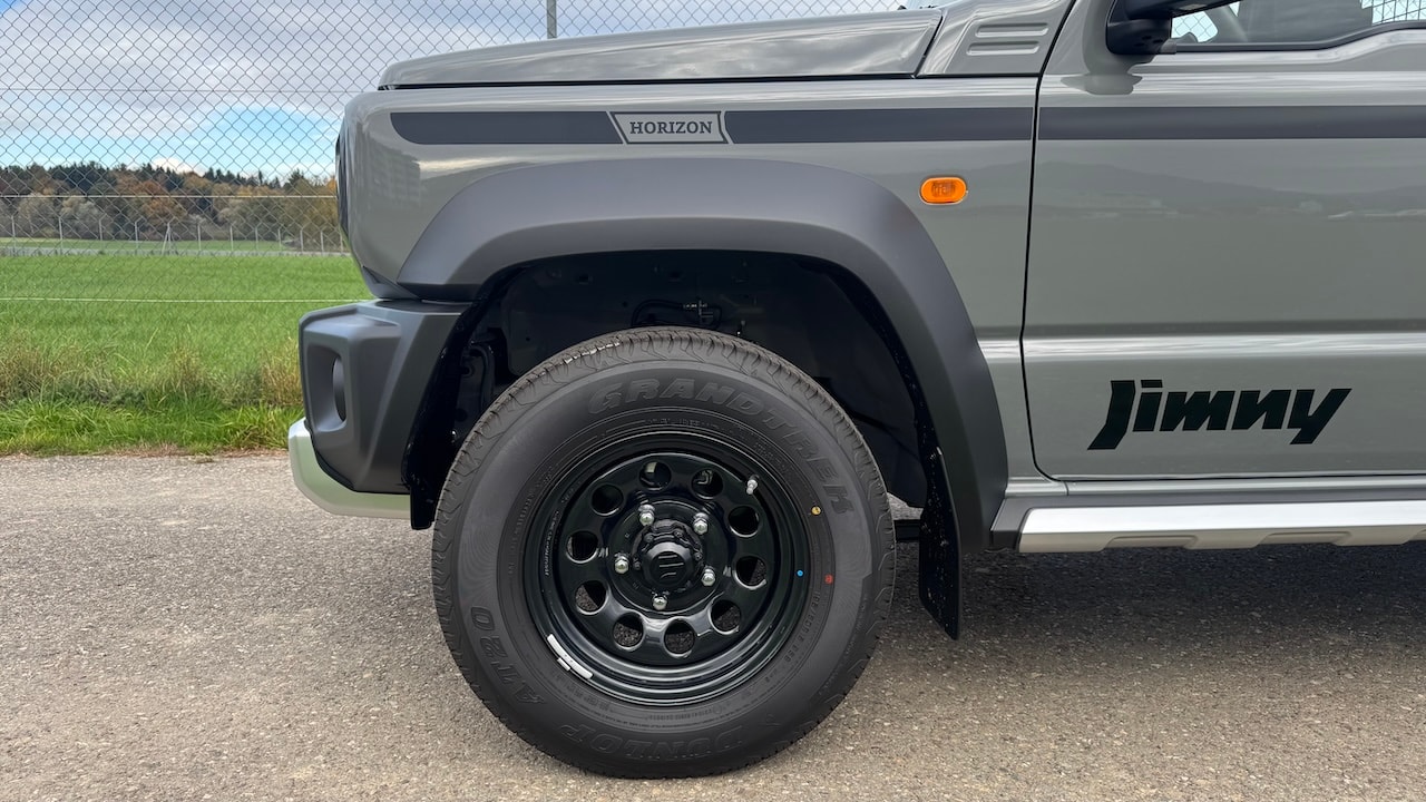 SUZUKI JIMNY 1.5 HORIZON EDITION 4x4 | 2 PLATZER | MANUEL-image-10