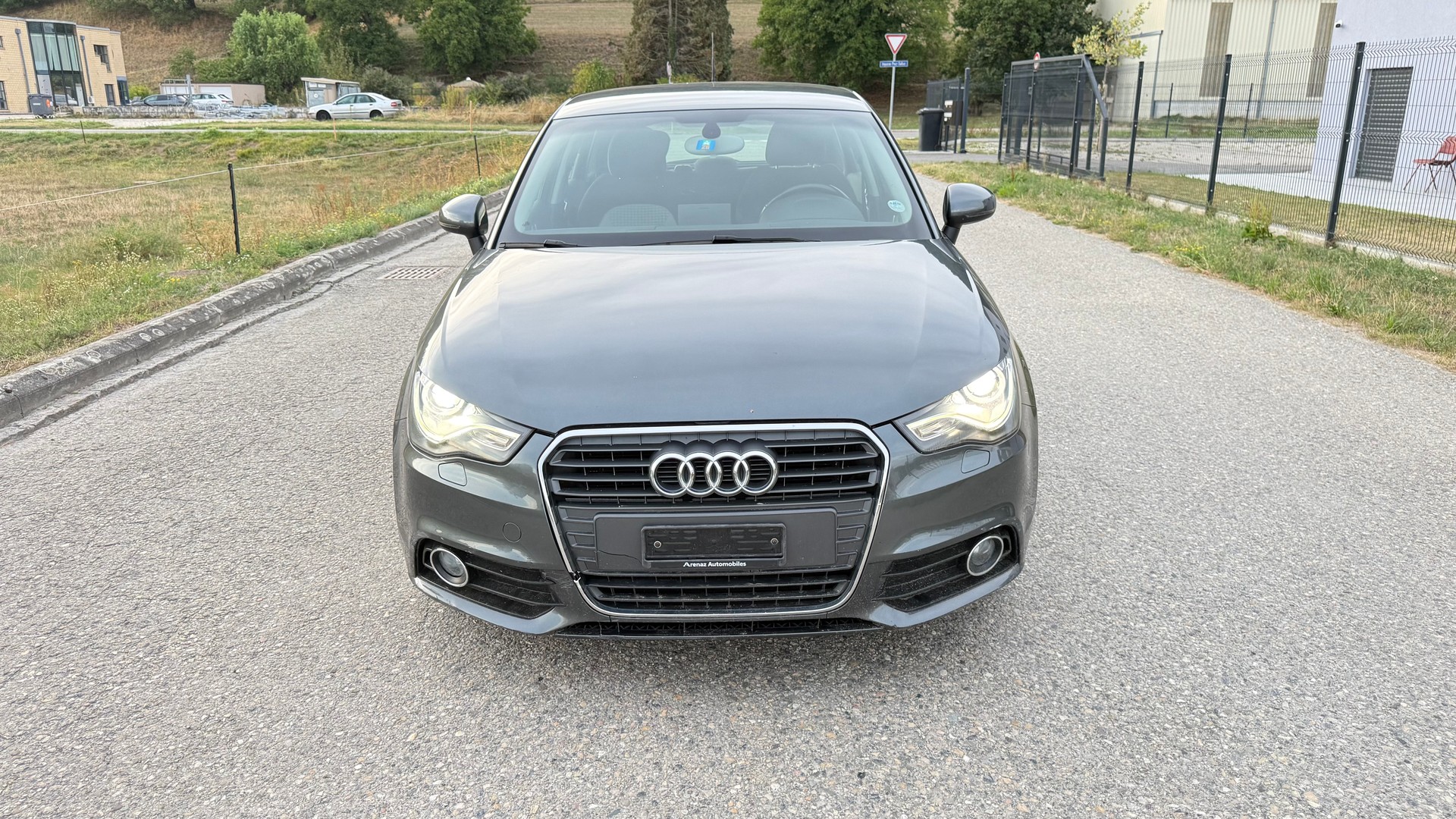 AUDI A1 Sportback 1.4 TFSI Attraction-image-1