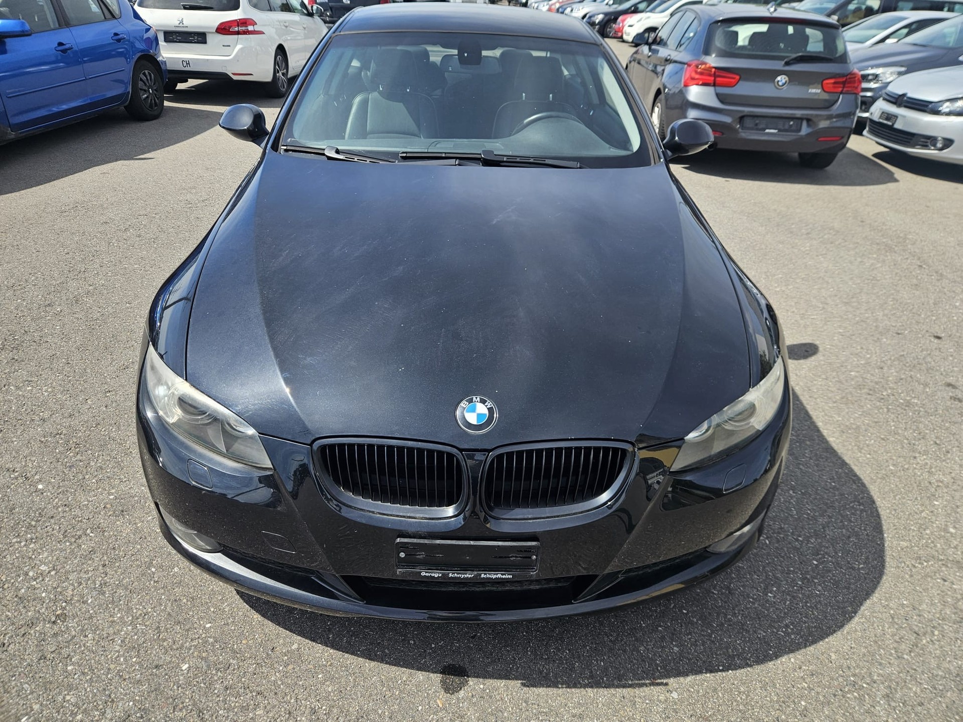 BMW 320-image-1