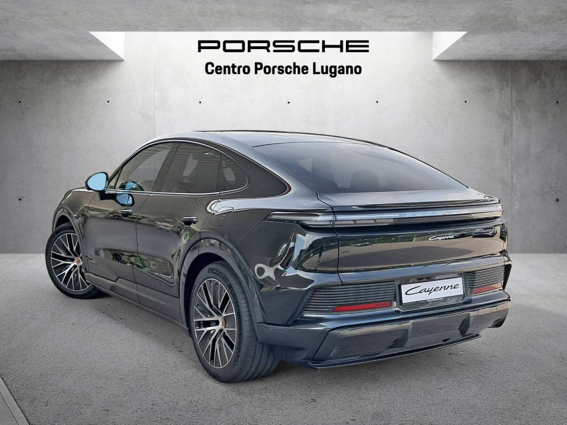 PORSCHE Cayenne Coupé Electric-image-2