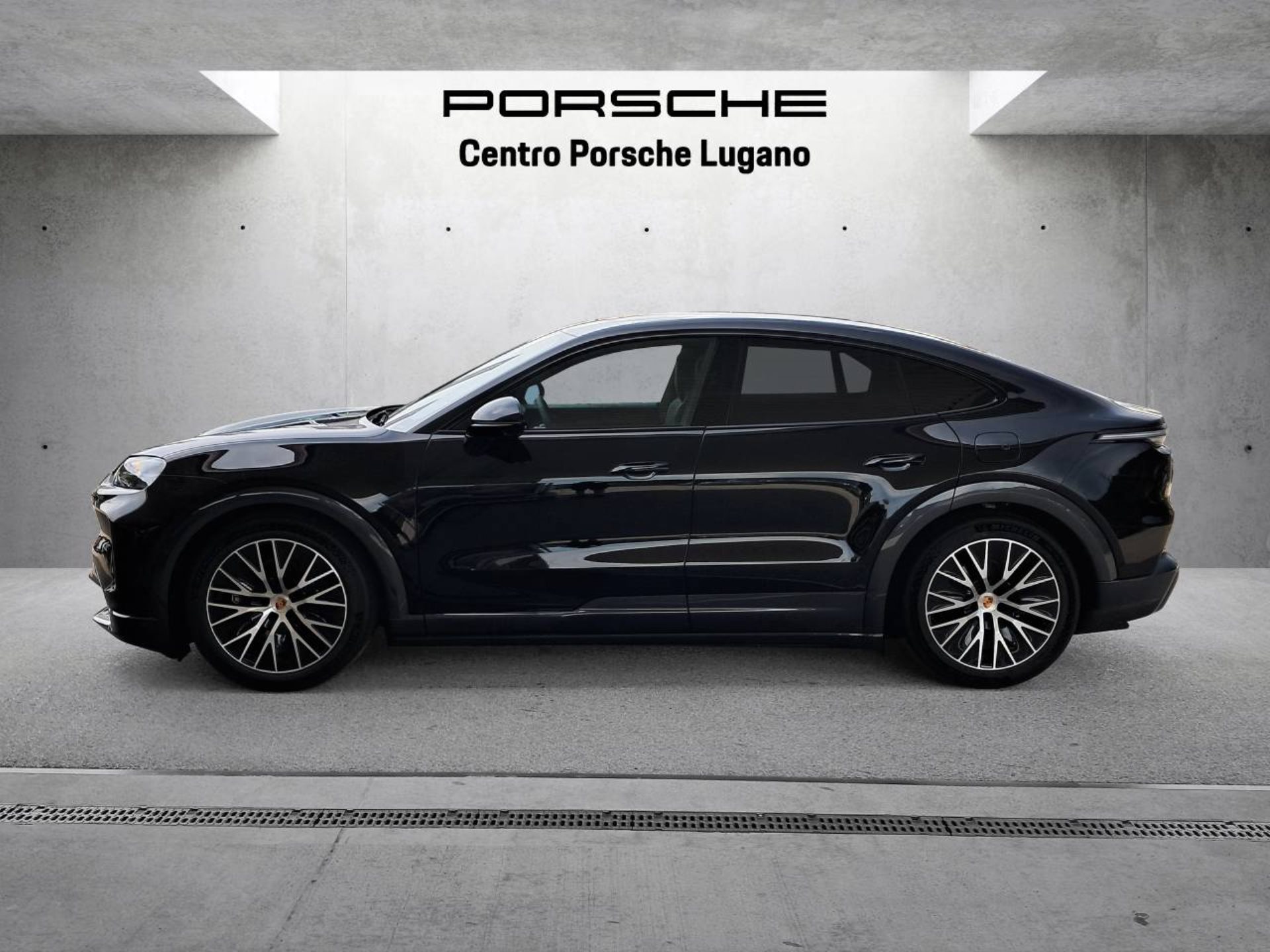 PORSCHE Cayenne Coupé Electric-image-1