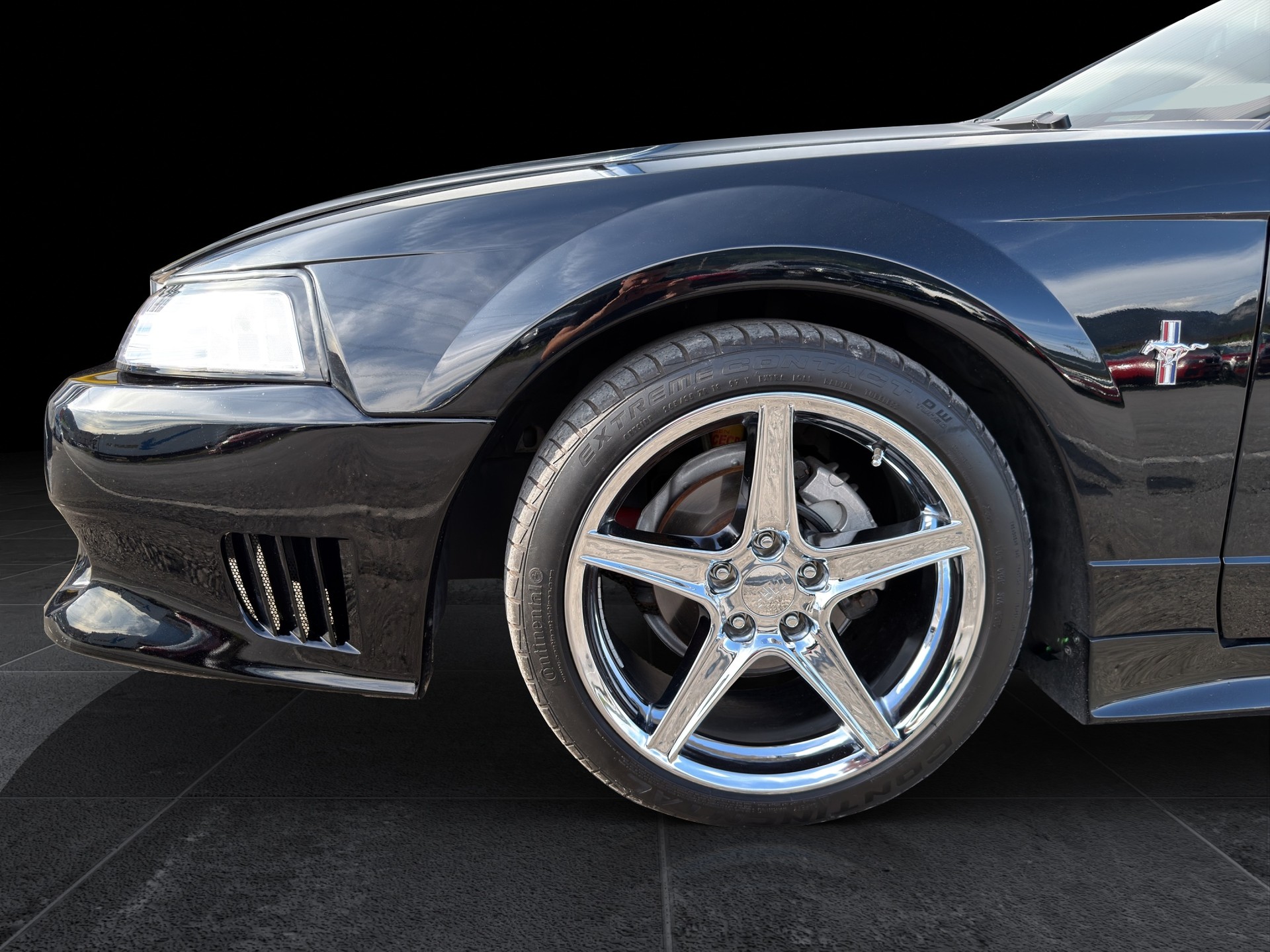 FORD Mustang SALEEN S281 SC-image-5