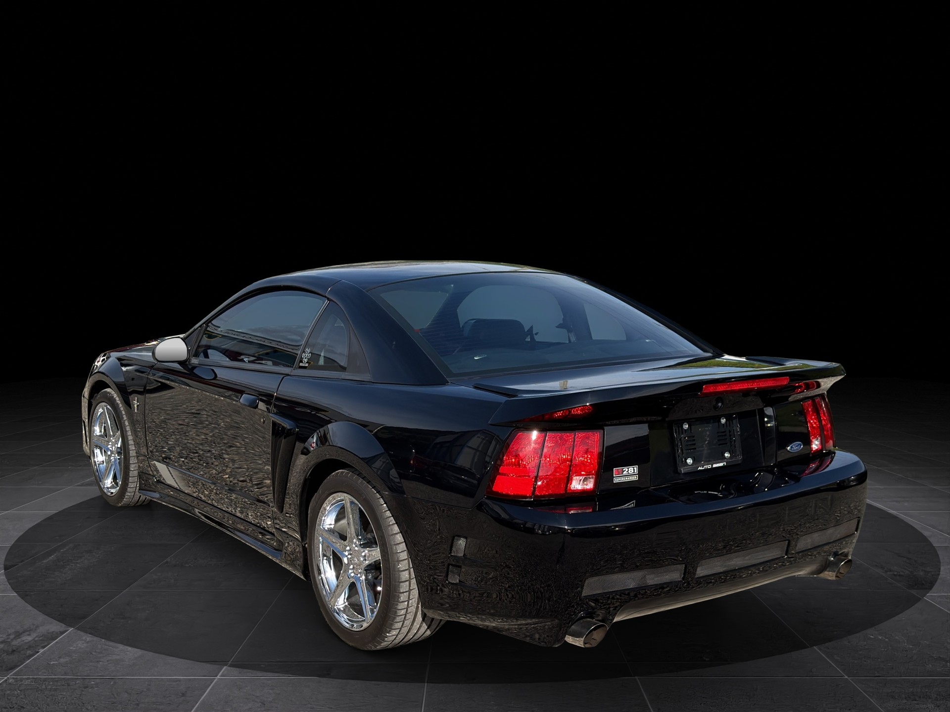 FORD Mustang SALEEN S281 SC-showroom-element-3