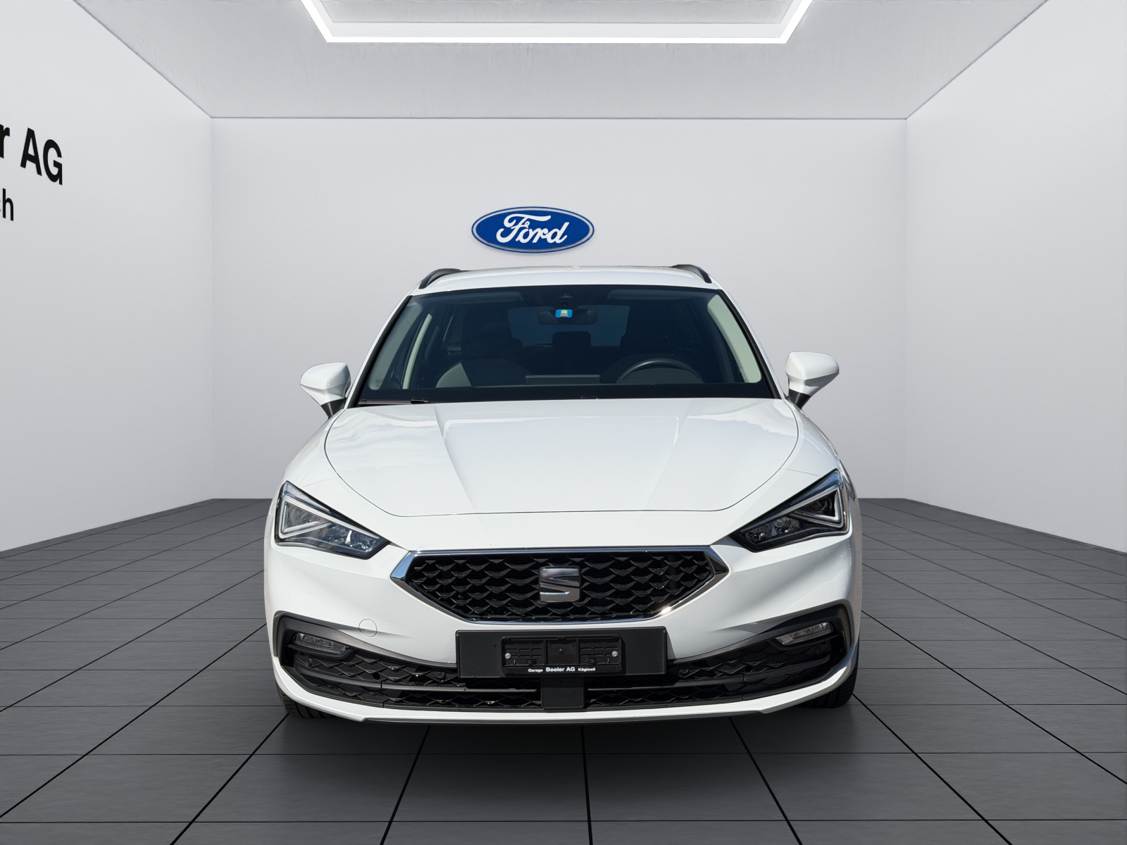 SEAT Leon ST 2.0 TDI Style DSG-showroom-element-1