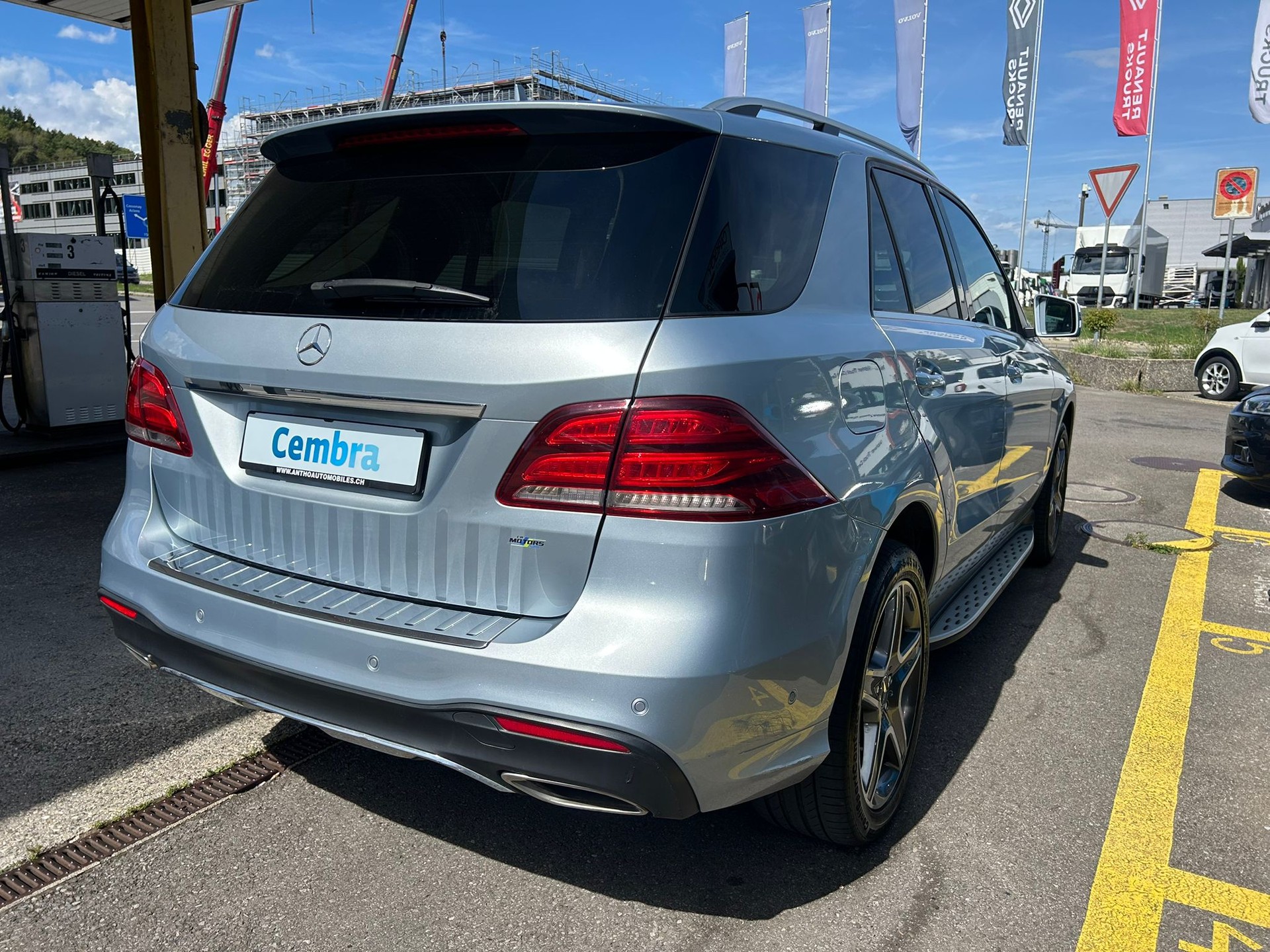 MERCEDES-BENZ GLE 400 4Matic 7G-Tronic-image-4