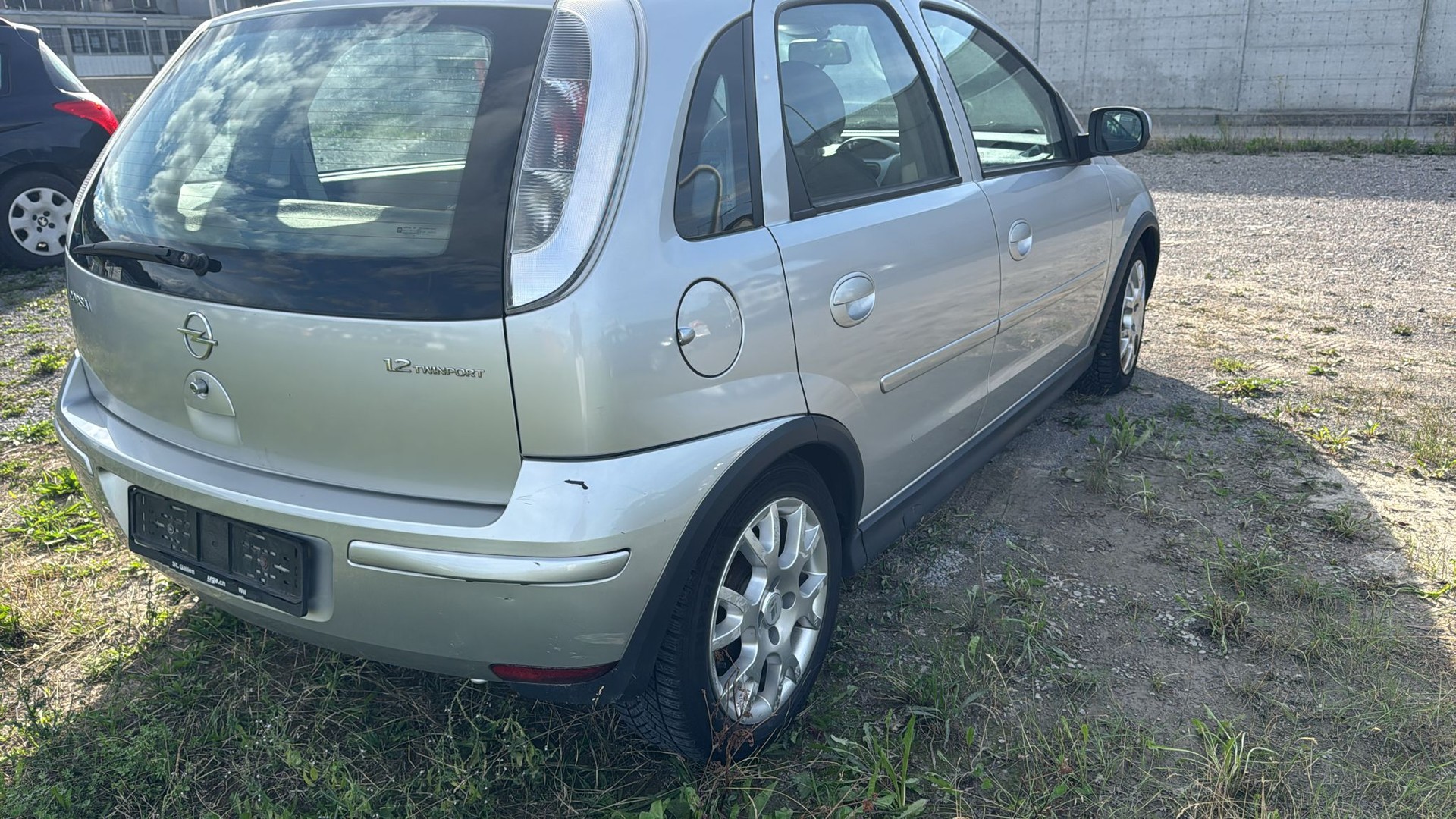 OPEL OPEL CORSA C12-image-1